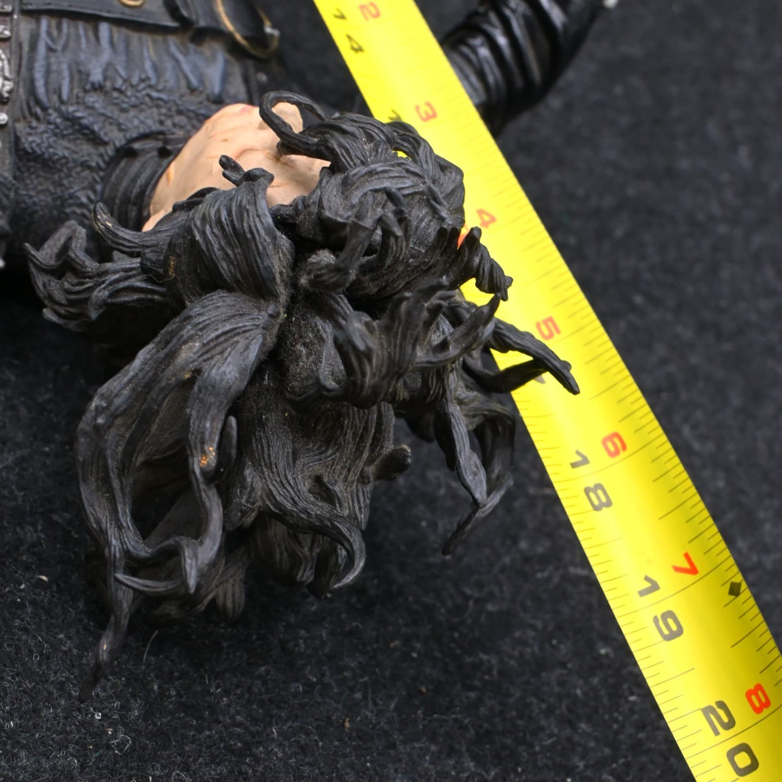 FOR PARTS OR REPAIR Edward Scissorhands 18" Action Figure, 2000 McFarlane Toys - Thumbnail 12