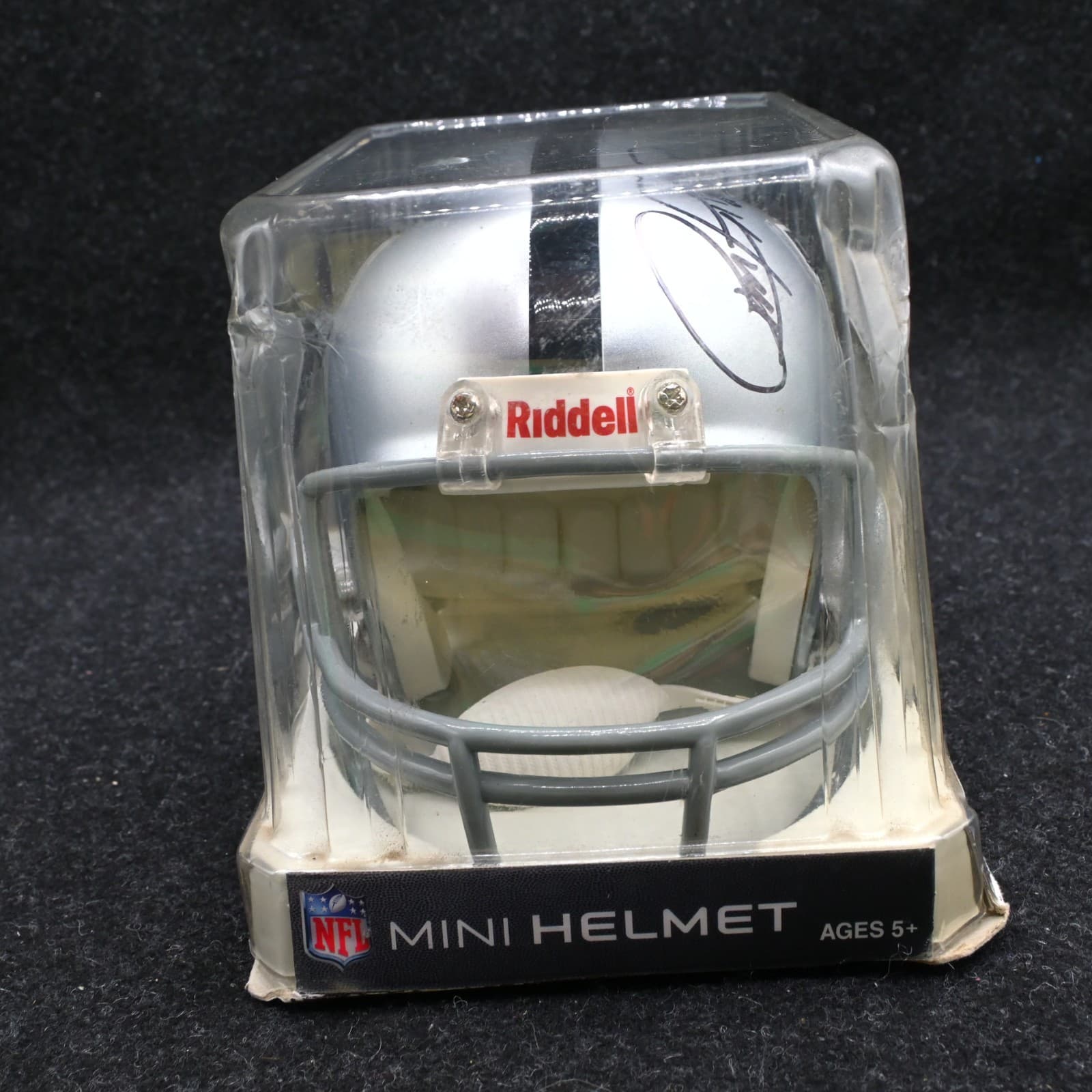 LAS VEGAS RAIDERS SIGNED RIDDELL MINI HELMET - Thumbnail 4