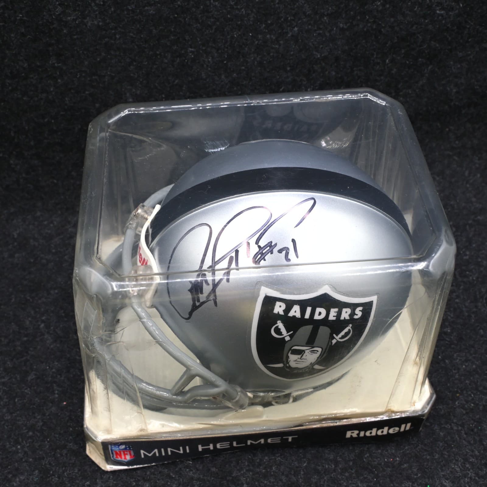 LAS VEGAS RAIDERS SIGNED RIDDELL MINI HELMET - Thumbnail 3
