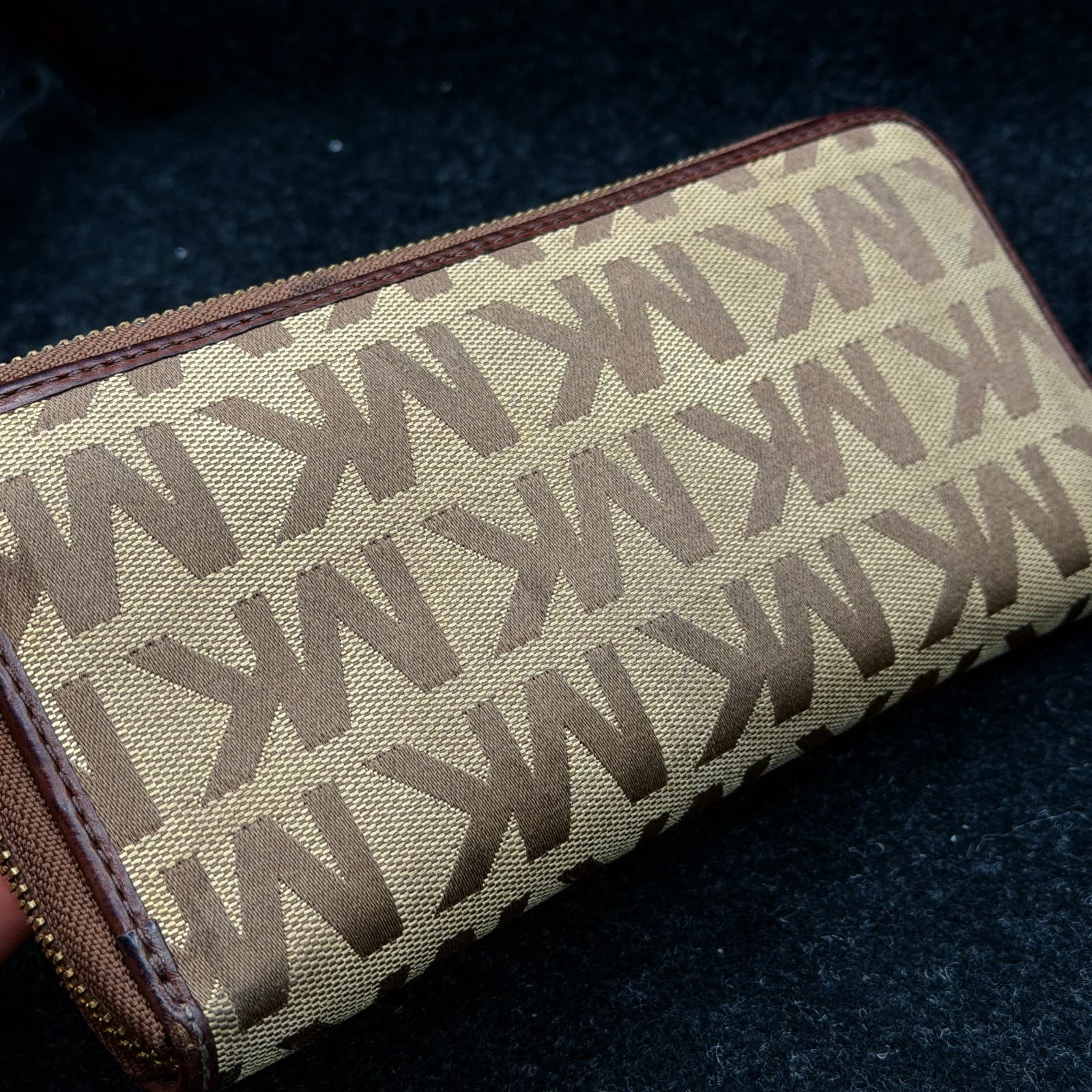 Michael Kors Zip Around Monogram Wallet with Leather Interior - Thumbnail 9