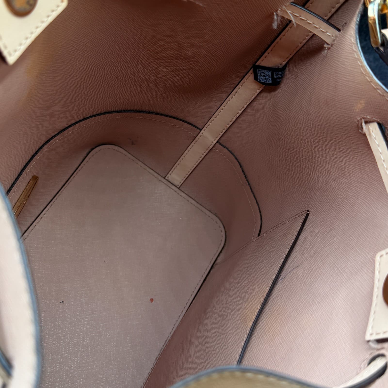 Michael Kors Trista Leather Bucket Bag - Light Pink - Lightly Used - Thumbnail 10