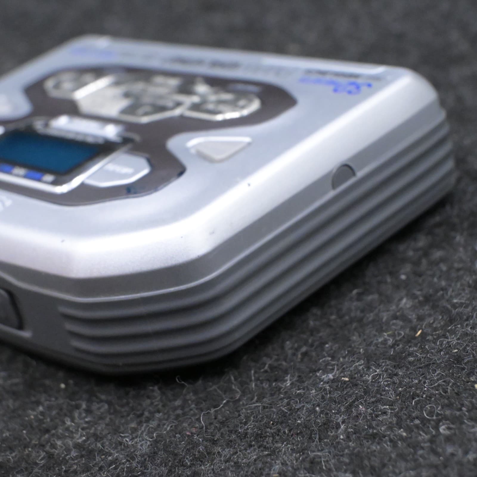 Sony Walkman WM-FX493 Portable AM/FM Radio Cassette Player - Tested/Working - Thumbnail 8