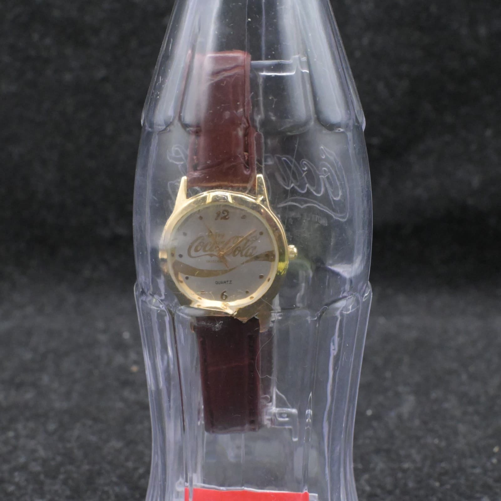 NOS 2002 Enjoy Coca-Cola Watch in Plastic Contour Coca-Cola Bottle Bank #55267W - Thumbnail 2