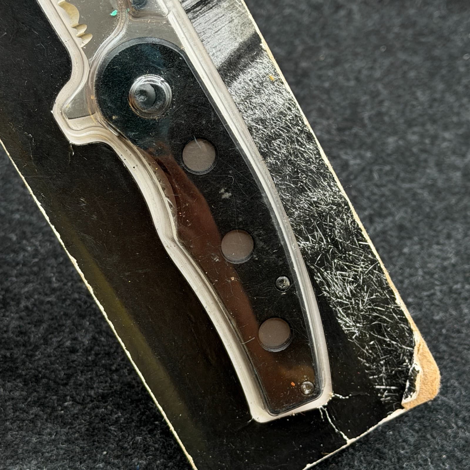 Ozark Trail Camouflage Pocket Knife with Clip & Everyday Carry Rivet Knife - Thumbnail 9