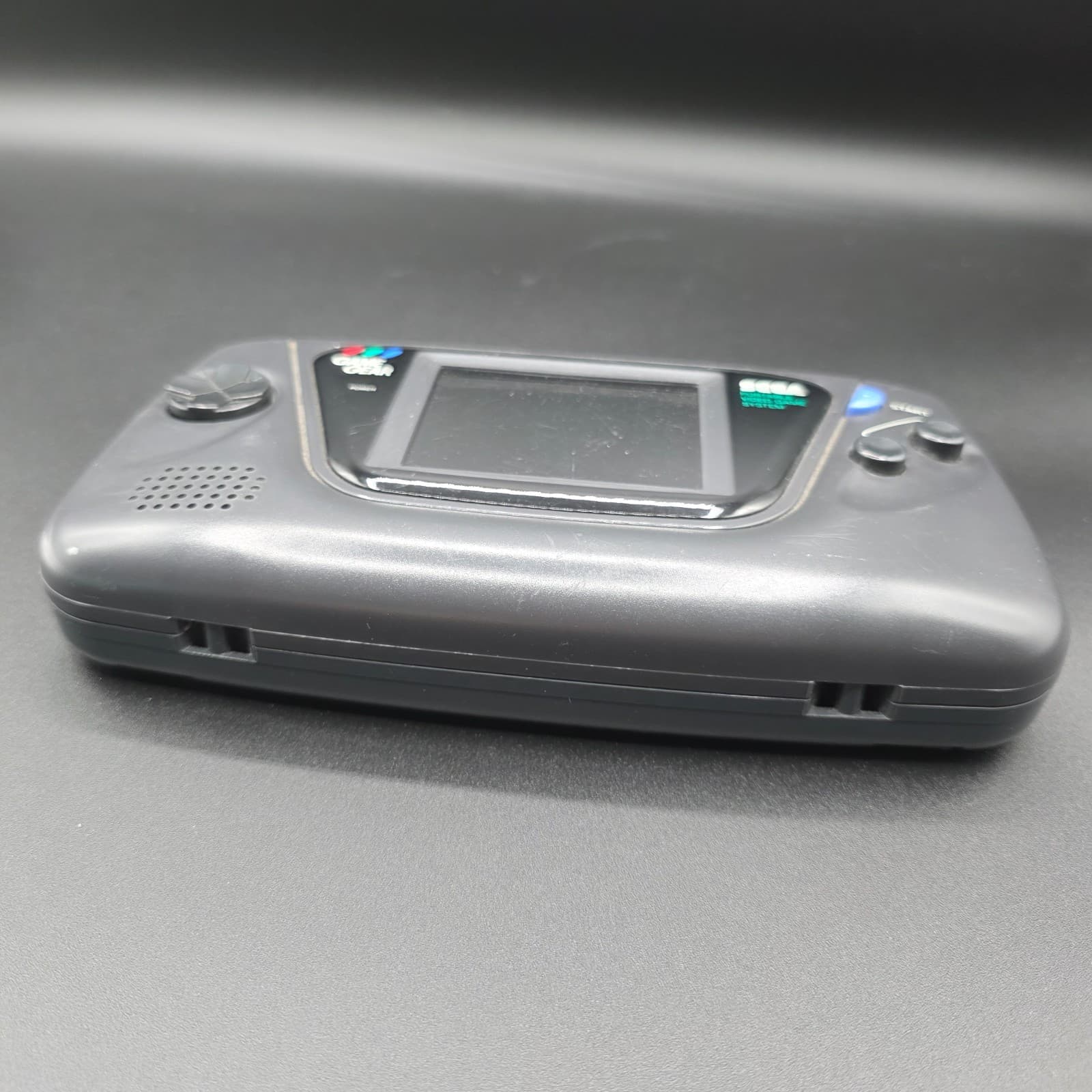 FOR PARTS OR REPAIR Sega Game Gear Handheld Console System Model 2110G - Thumbnail 4