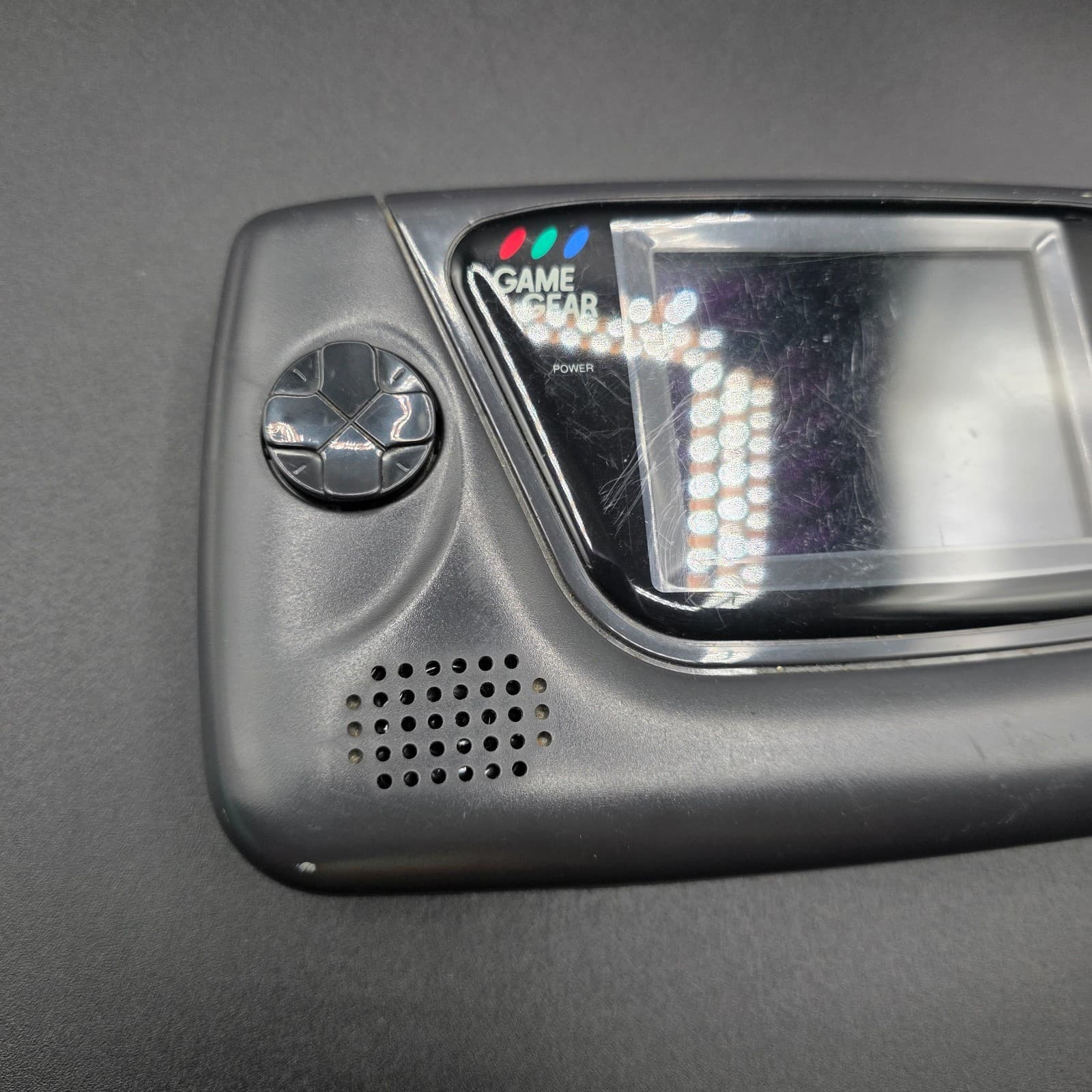 FOR PARTS OR REPAIR Sega Game Gear Handheld Console System Model 2110G - Thumbnail 6