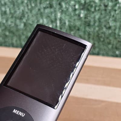 Apple iPod Nano A1285 4th Generation Black 8 GB - NEEDS NEW BATTERY AS-IS - Thumbnail 2