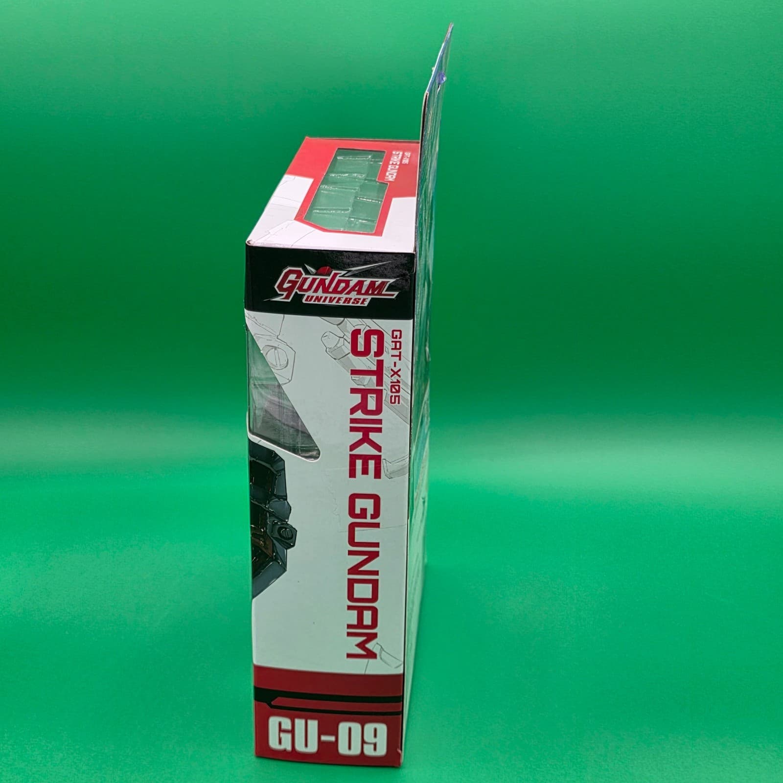 Bandai Gundam Universe GU-09 GAT-X105 Strike Gundam Action Figure - Thumbnail 7
