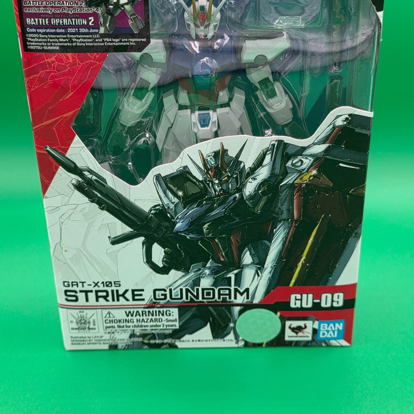 Bandai Gundam Universe GU-09 GAT-X105 Strike Gundam Action Figure - Thumbnail 3