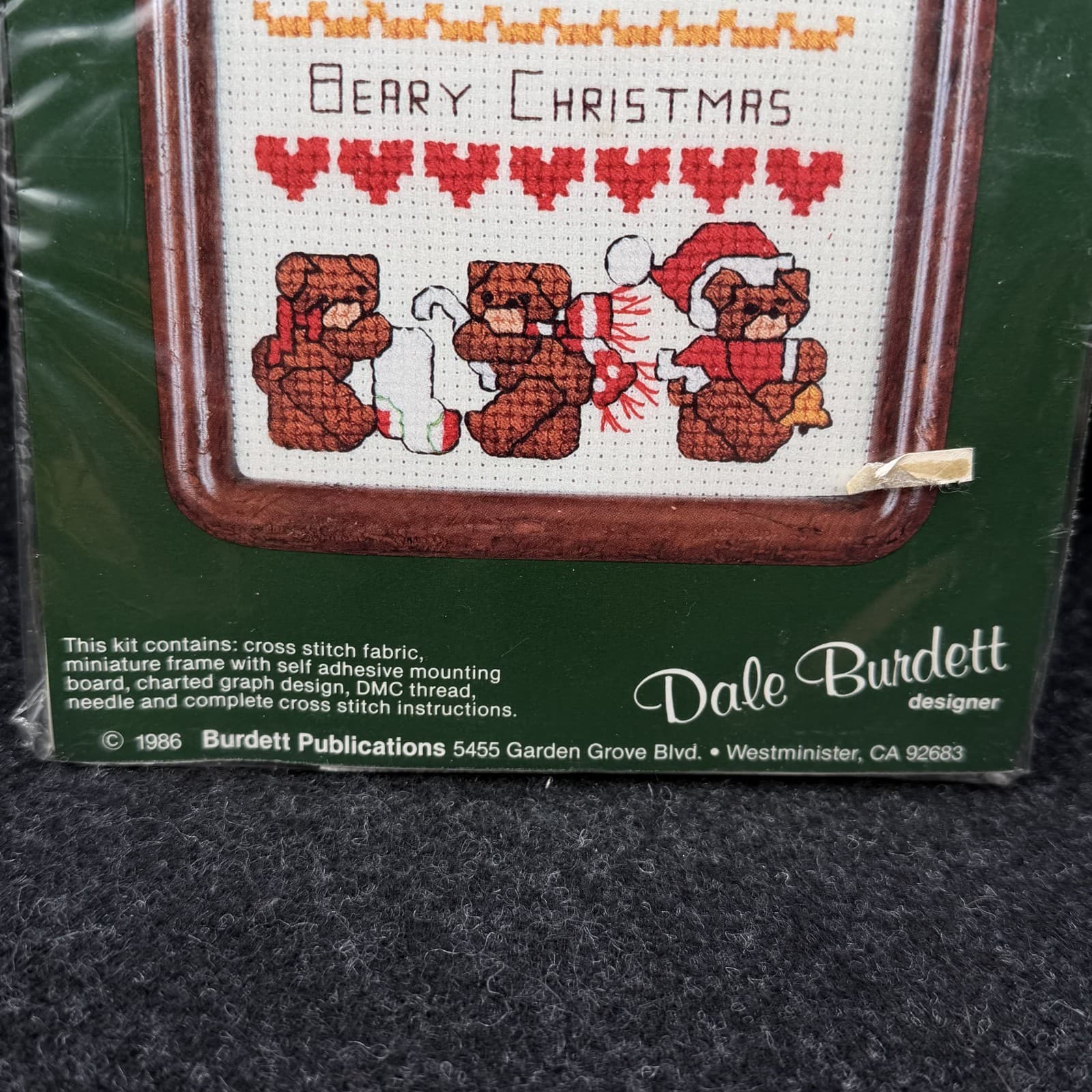 Vintage DALE BURDETT NIP Cross Stitch Kit CCK249 BEARY CHRISTMAS 1986 Sealed USA - Thumbnail 4