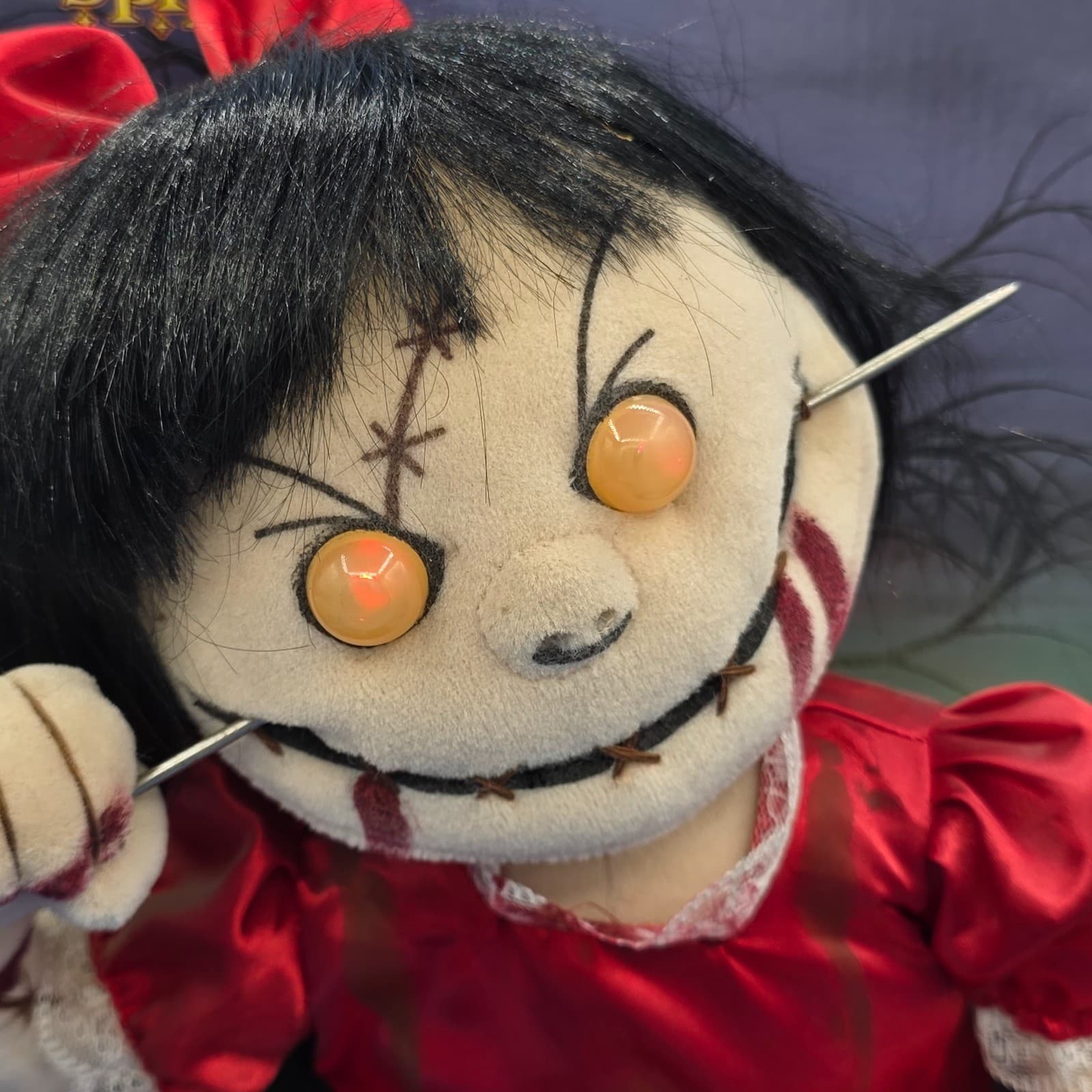 RARE Evil Rag Doll animatronic sold by Spirit Halloween DOES NOT MOVE - Thumbnail 6