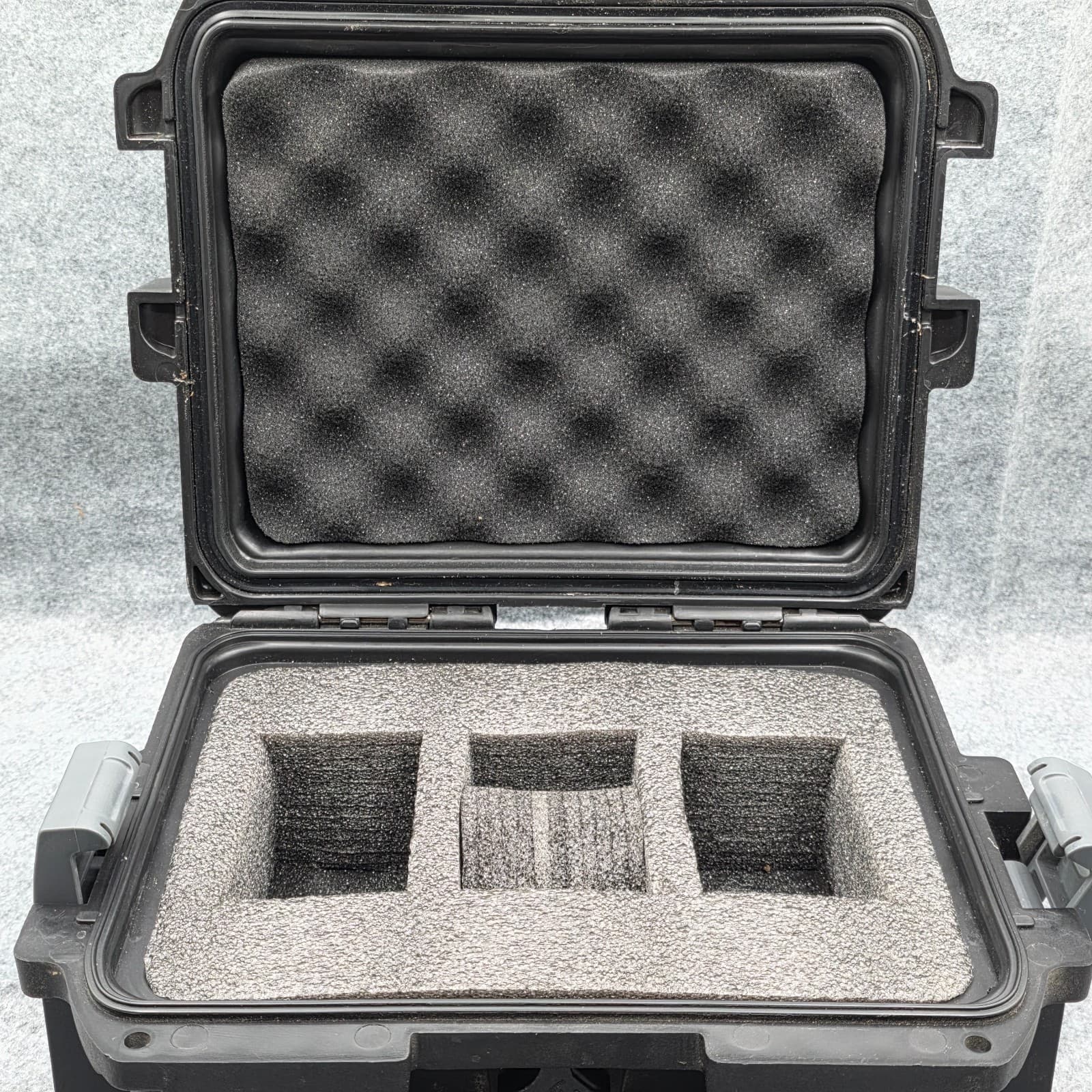 Invicta 3 Slot Watch Black Collector Case - Thumbnail 4