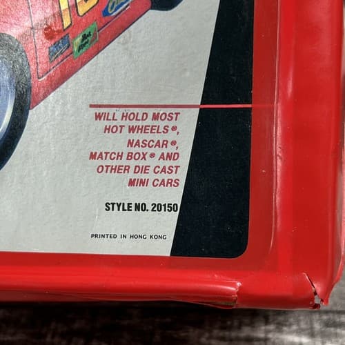 Vintage Tara Toy Corp 24 Count Hot Wheels Matchbox Car Case Red - Thumbnail 3