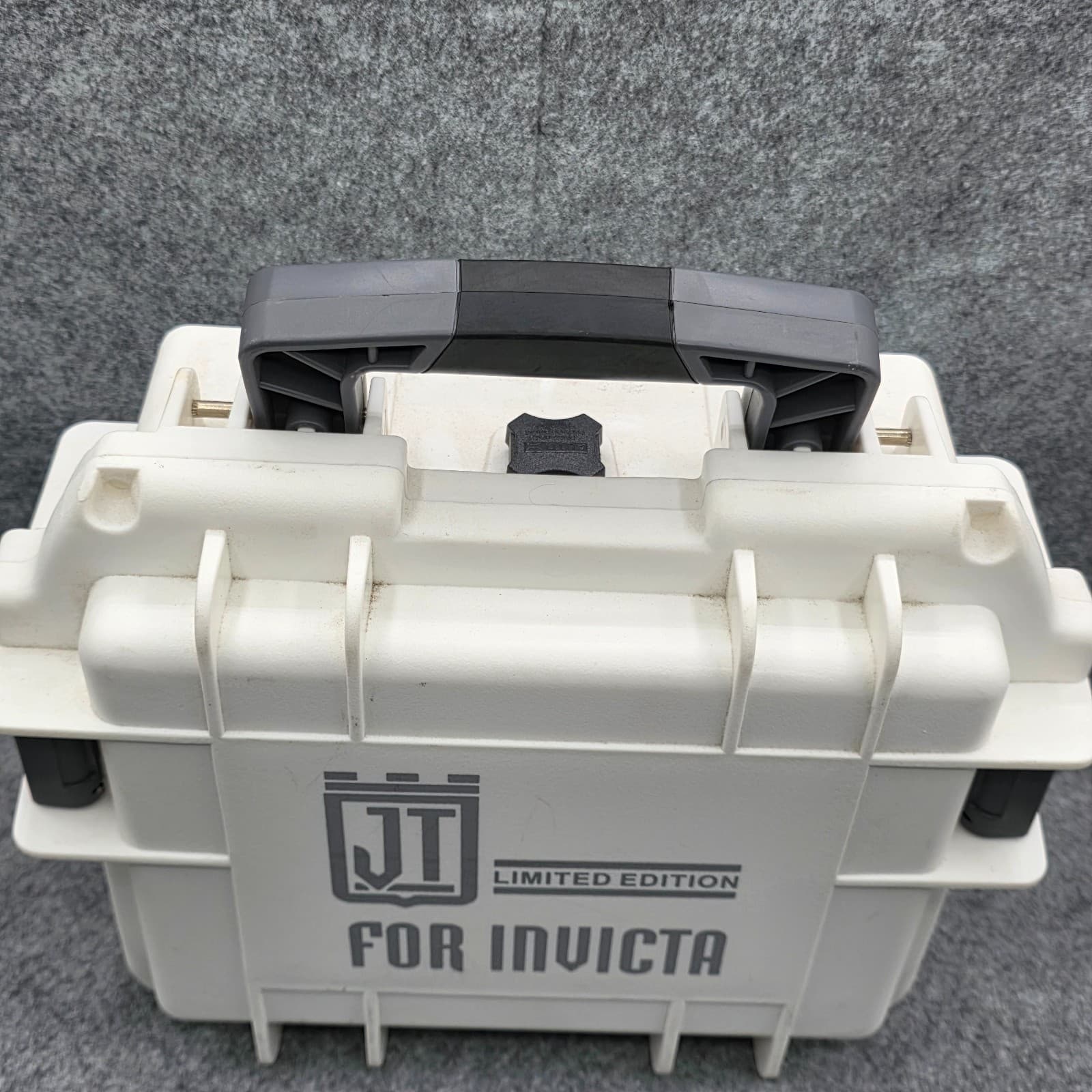 Invicta Jason Taylor JT 1 Watch Slot Case - Thumbnail 5