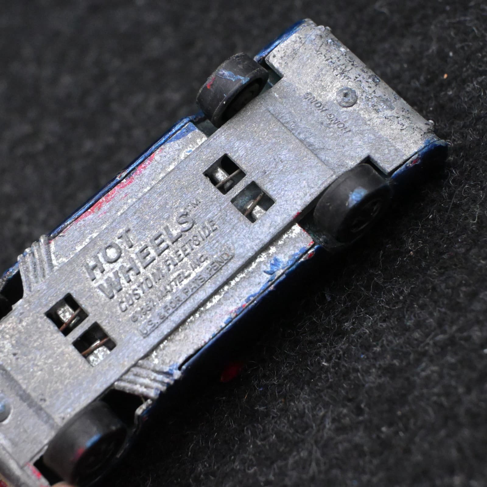 Hot Wheels Redline 1967 Custom Fleetside HK - Thumbnail 9