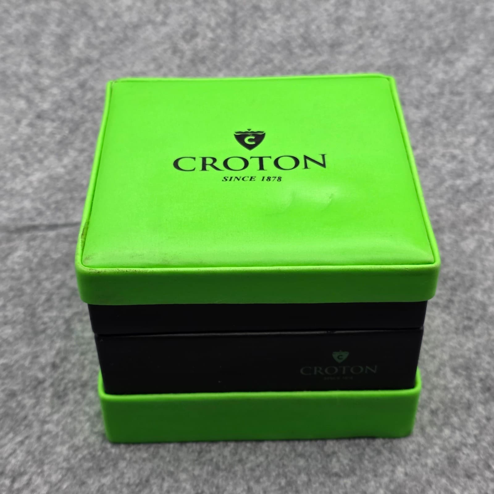 Croton Chronomaster ALL BLACK 10 ATM Japan Quartz CC311155 Minimalist New RARE - Thumbnail 2