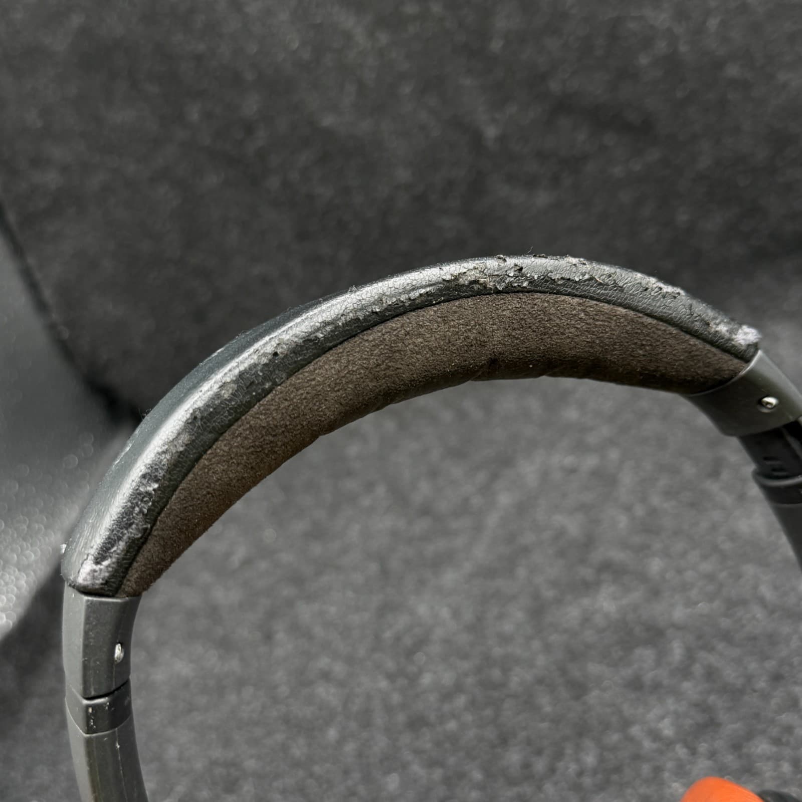 Bose QC35 QuietComfort Model 425948 Noise Cancelling Headphones Works - Thumbnail 5