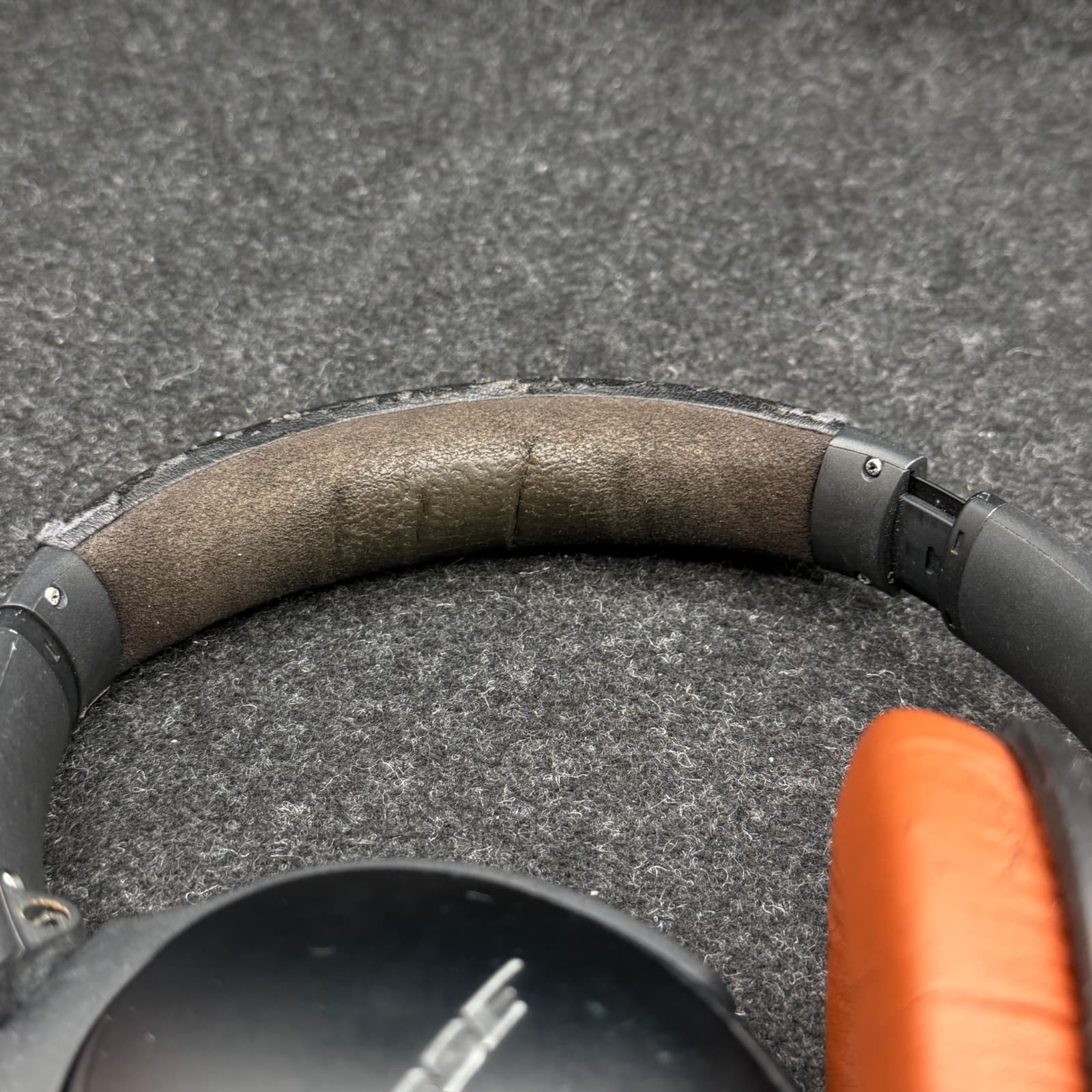 Bose QC35 QuietComfort Model 425948 Noise Cancelling Headphones Works - Thumbnail 4