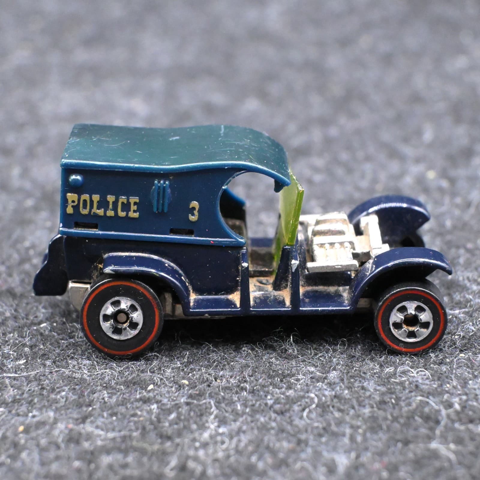 Hot Wheels 25th Anniversary Police Paddy Wagon 1969 Red Line - Thumbnail 3