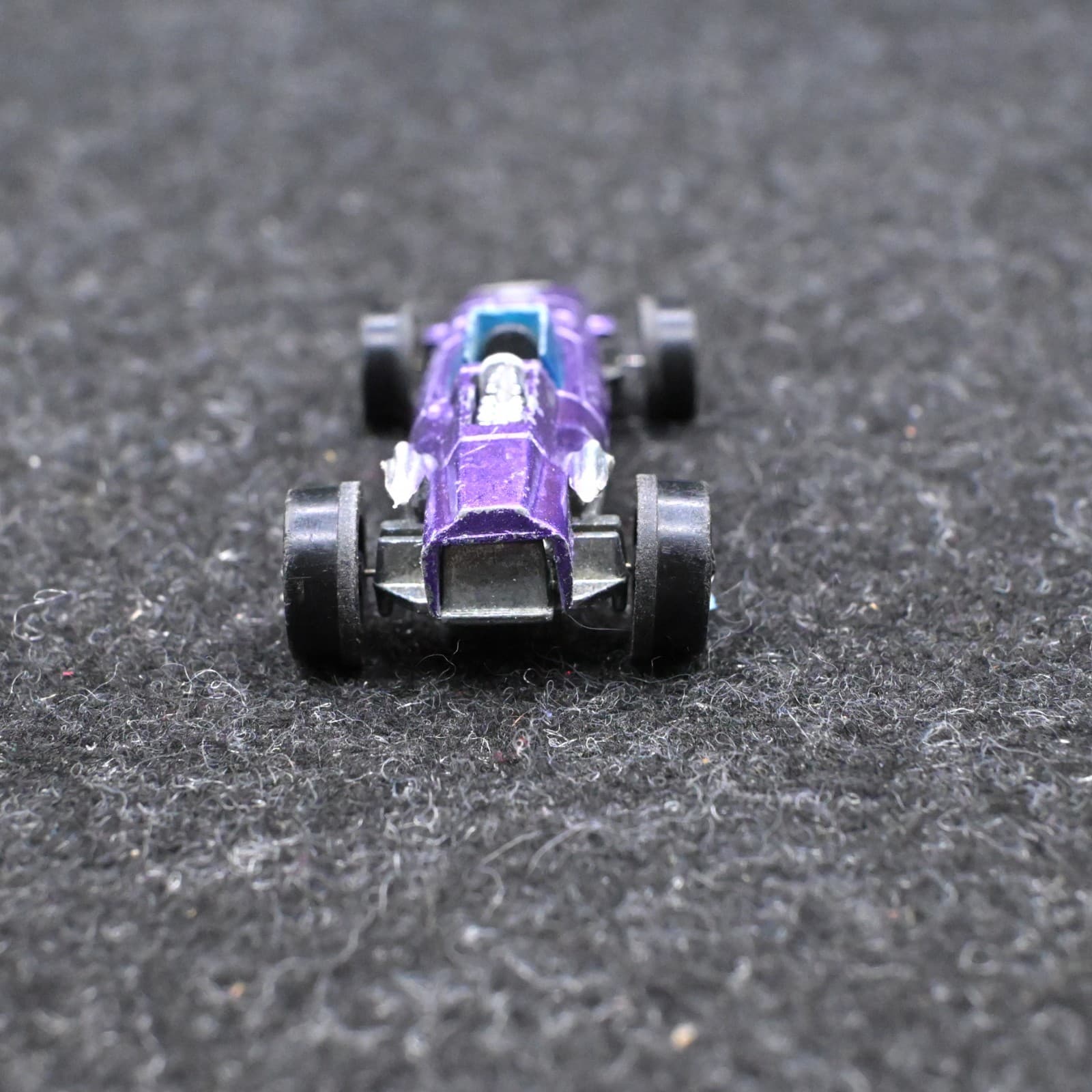 Vintage Hot Wheels 1969 Redline Purple Indy Eagle Hong Kong MISSING PARTS - Thumbnail 4