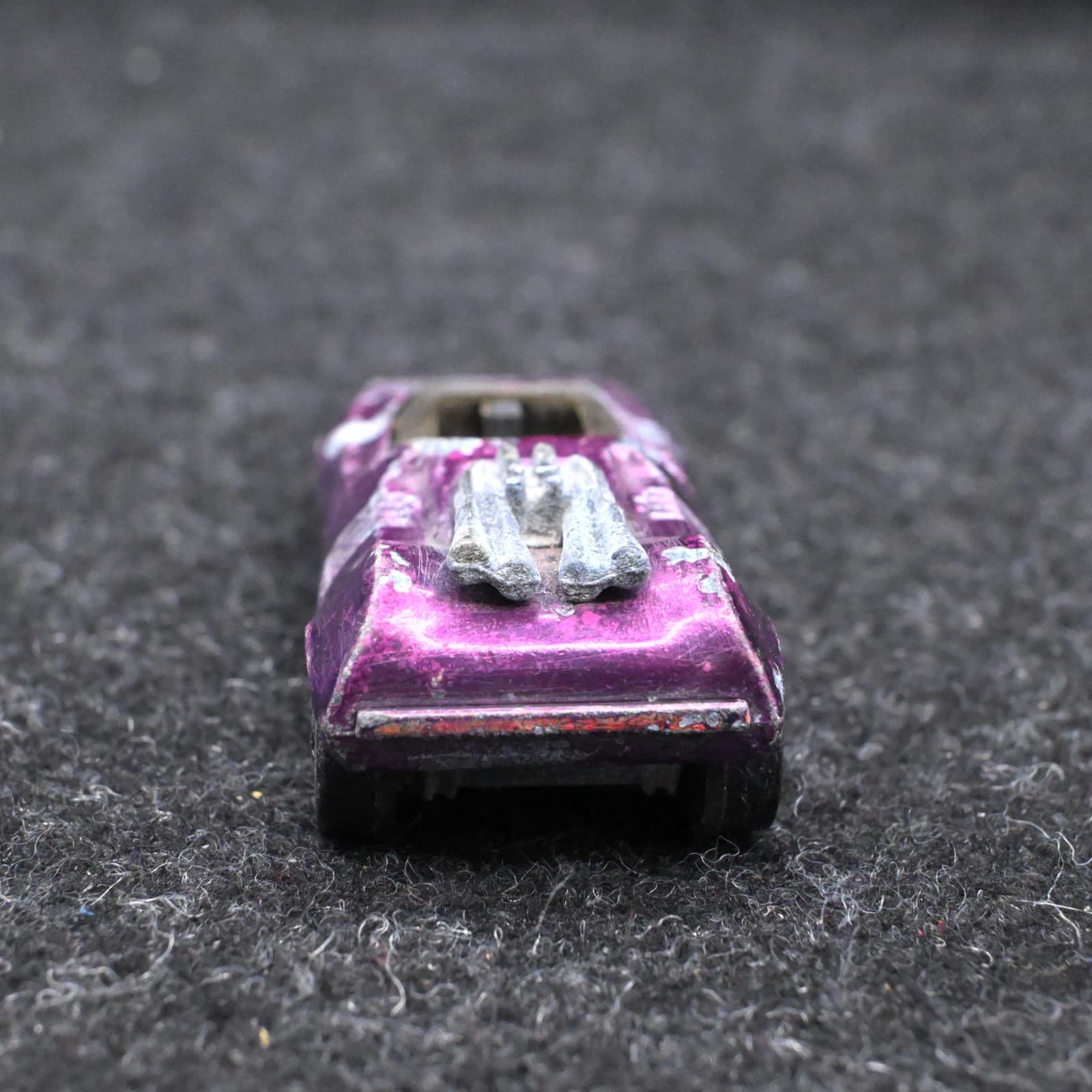 Hot Wheels Redline Peeping Bomb 1969 Purple Made In United States - Thumbnail 4