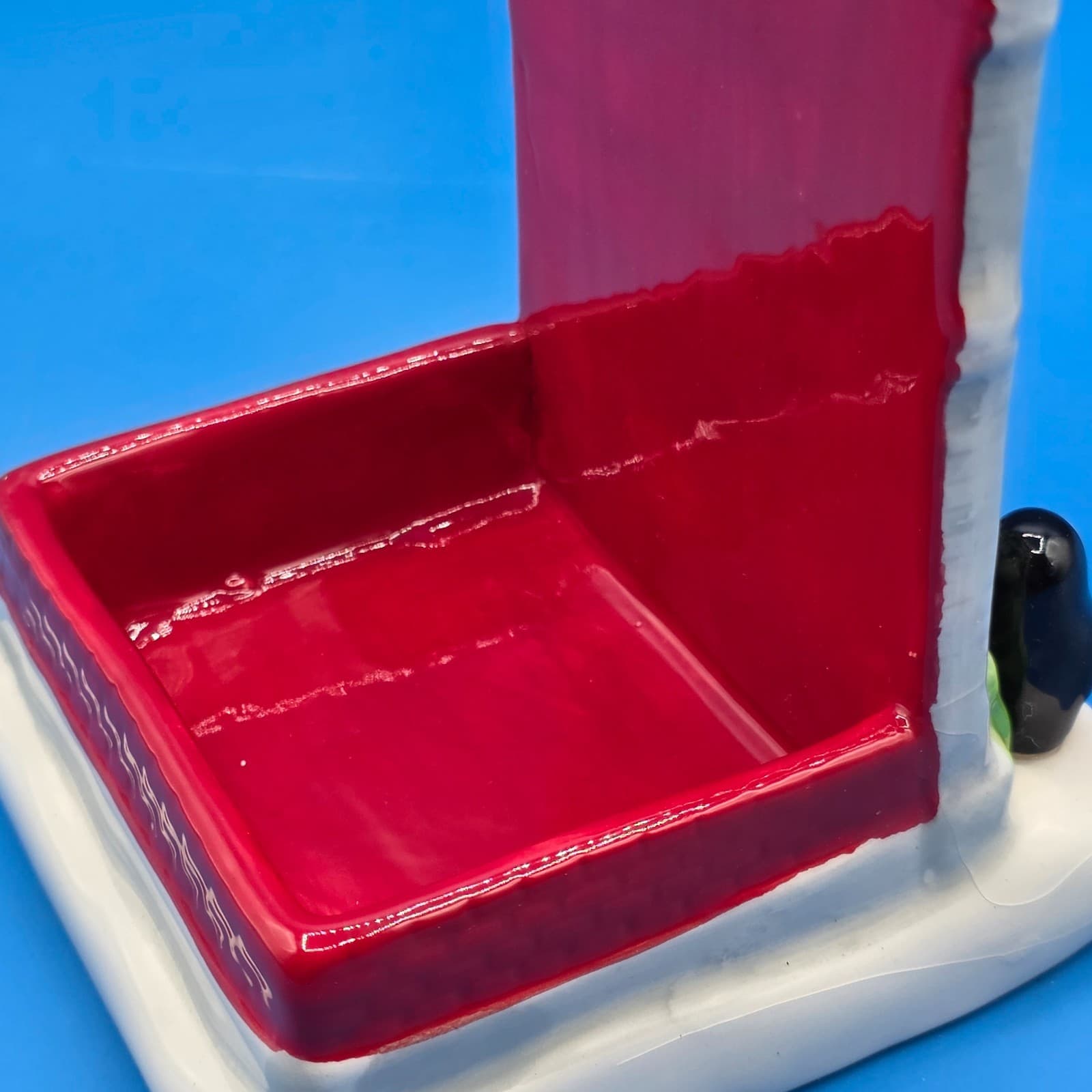 Bath & Body Works Christmas Tree Penguin Ceramic Soap Dish Dispenser Holder - Thumbnail 6