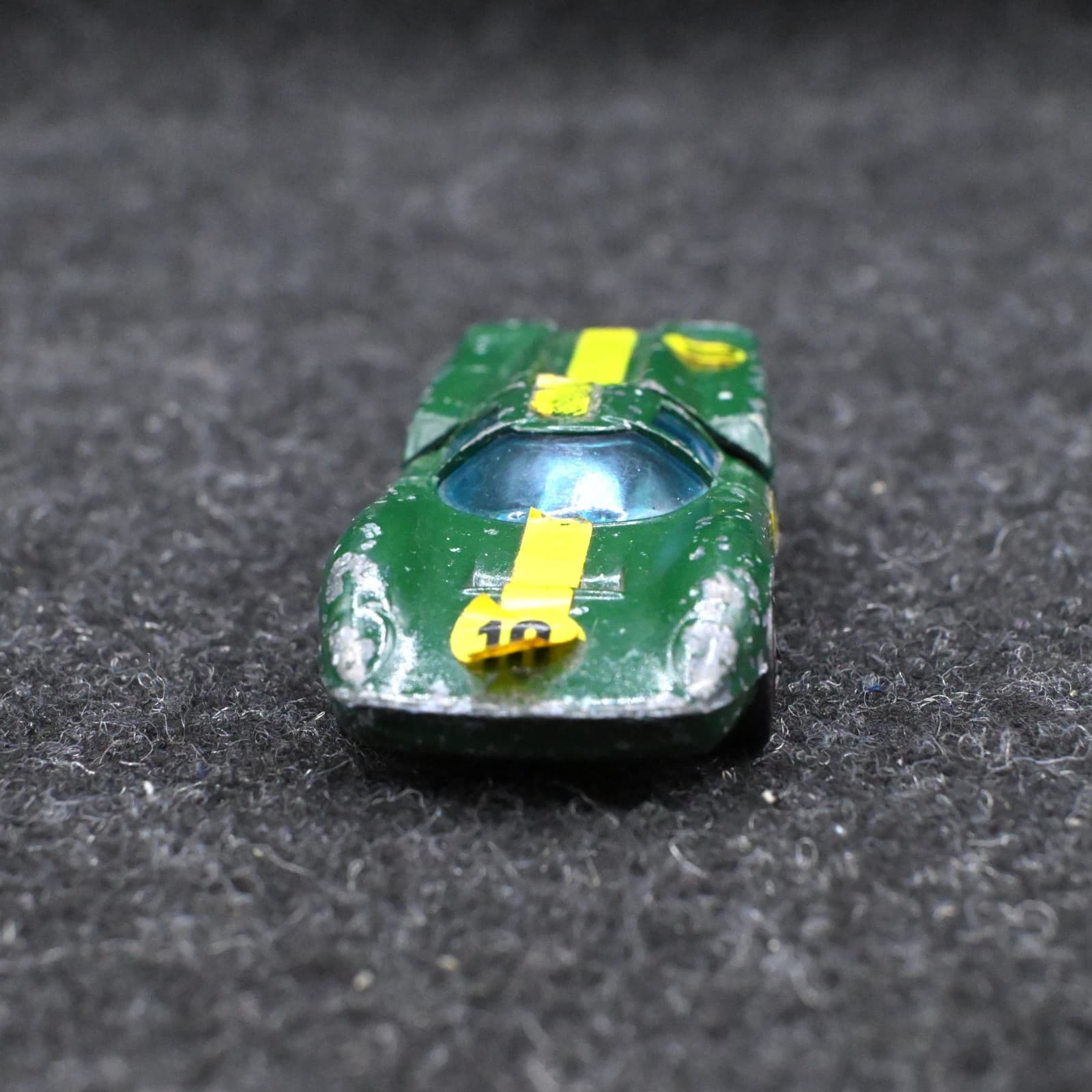 Vintage 1968 Hot Wheels Redline Lola GT70 Green Enamel - Thumbnail 2