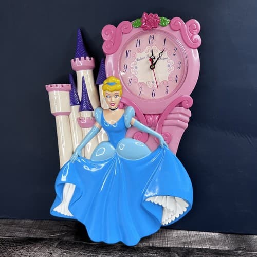 Vintage Disney Princess CINDERELLA BELIEVE IN YOUR DREAMS WALL CLOCK Works - Thumbnail 2