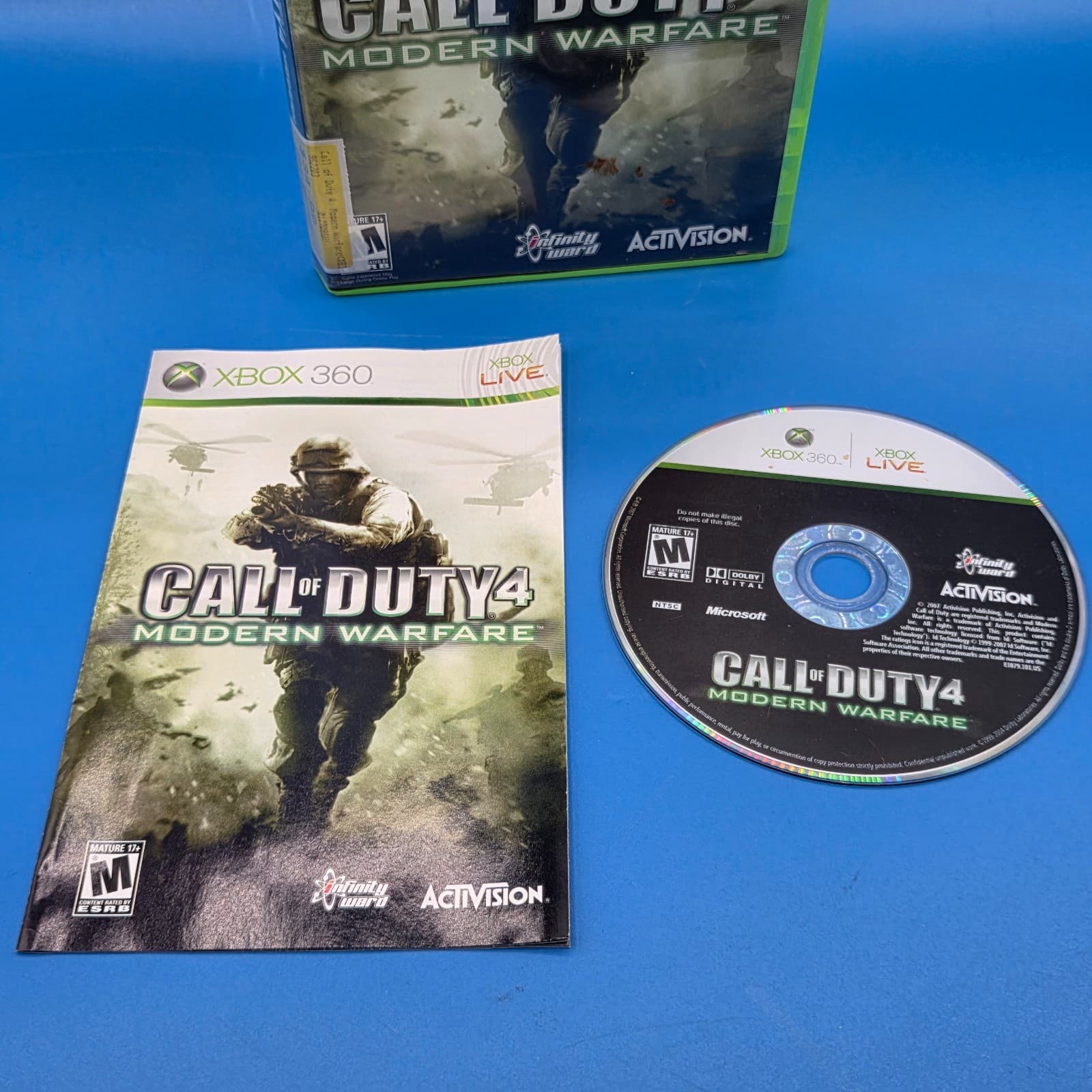 Call of Duty 4: Modern Warfare (XBox 360) CIB - Thumbnail 3