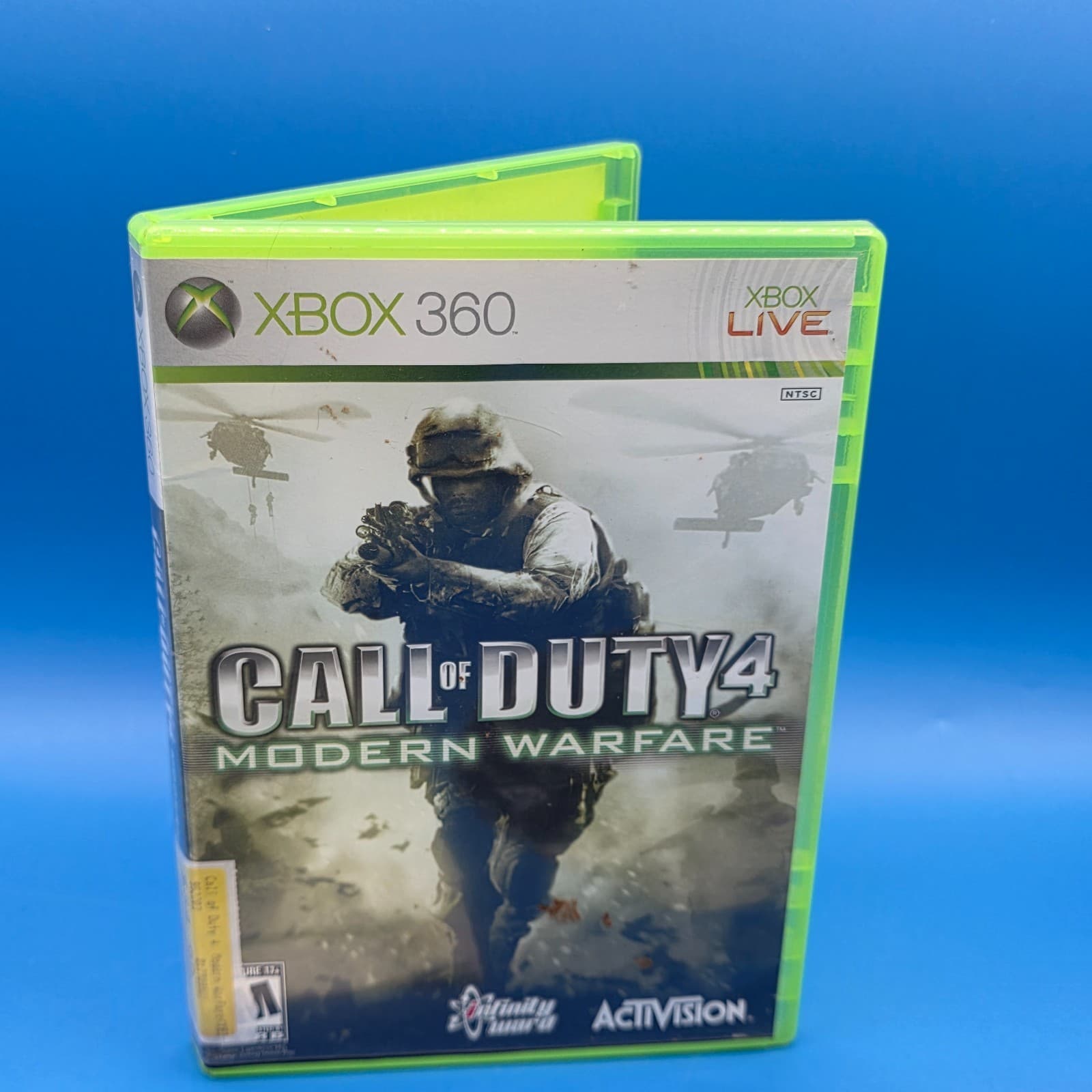 Call of Duty 4: Modern Warfare (XBox 360) CIB - Thumbnail 2
