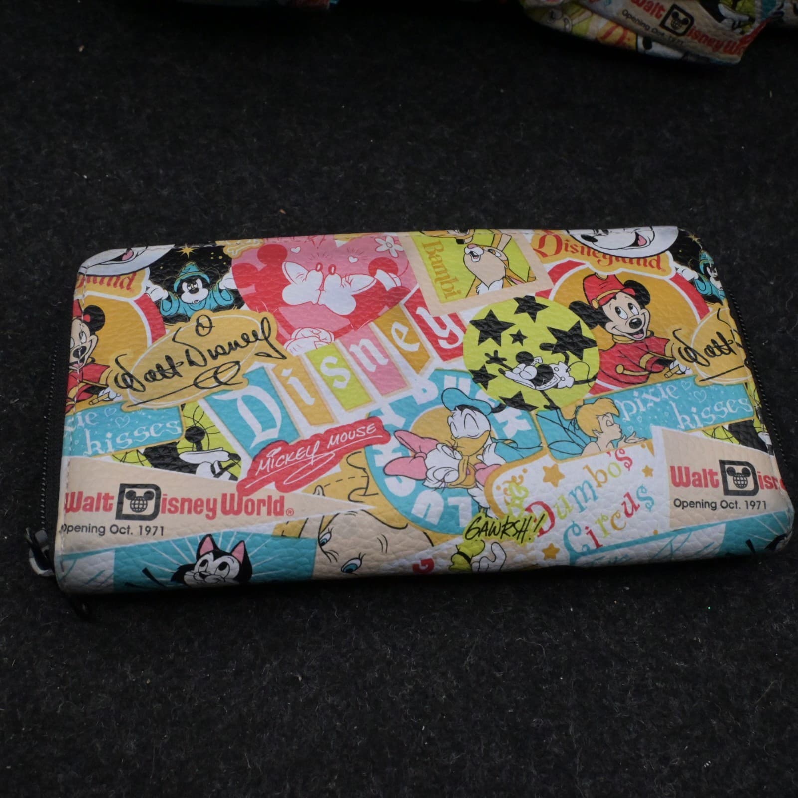 Disney Parks Mickey Mouse and Friends Minnie Collage Pattern Purse Bag & Wallet - Thumbnail 2