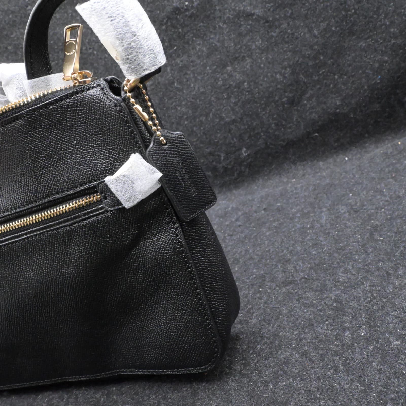 COACH 91148 Crossgrain Leather Gallery File Bag Crossbody Black - Thumbnail 4