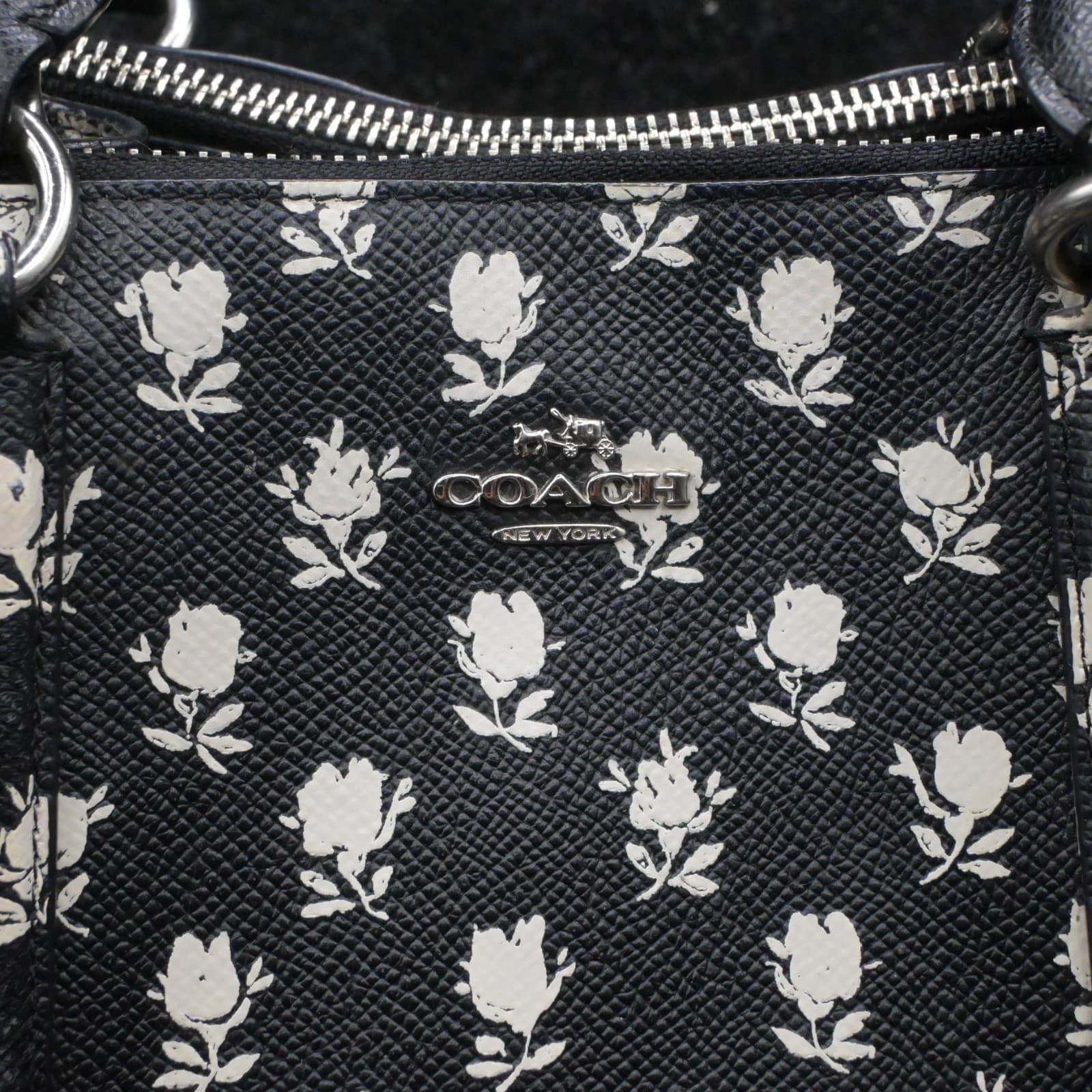 Coach Crosby Black & White Leather Floral Print Tote Satchel Bag Crossgrain Leat - Thumbnail 3