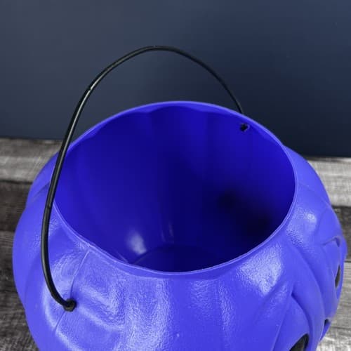 Vintage GENERAL FOAM PLASTICS Purple Halloween Pumpkin Blow Mold Candy Bucket - Thumbnail 7