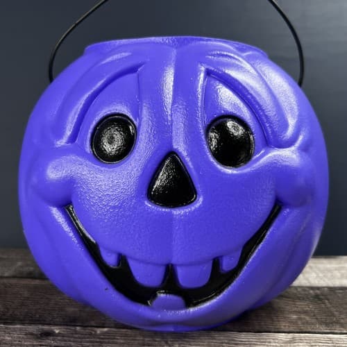 Vintage GENERAL FOAM PLASTICS Purple Halloween Pumpkin Blow Mold Candy Bucket - Thumbnail 2