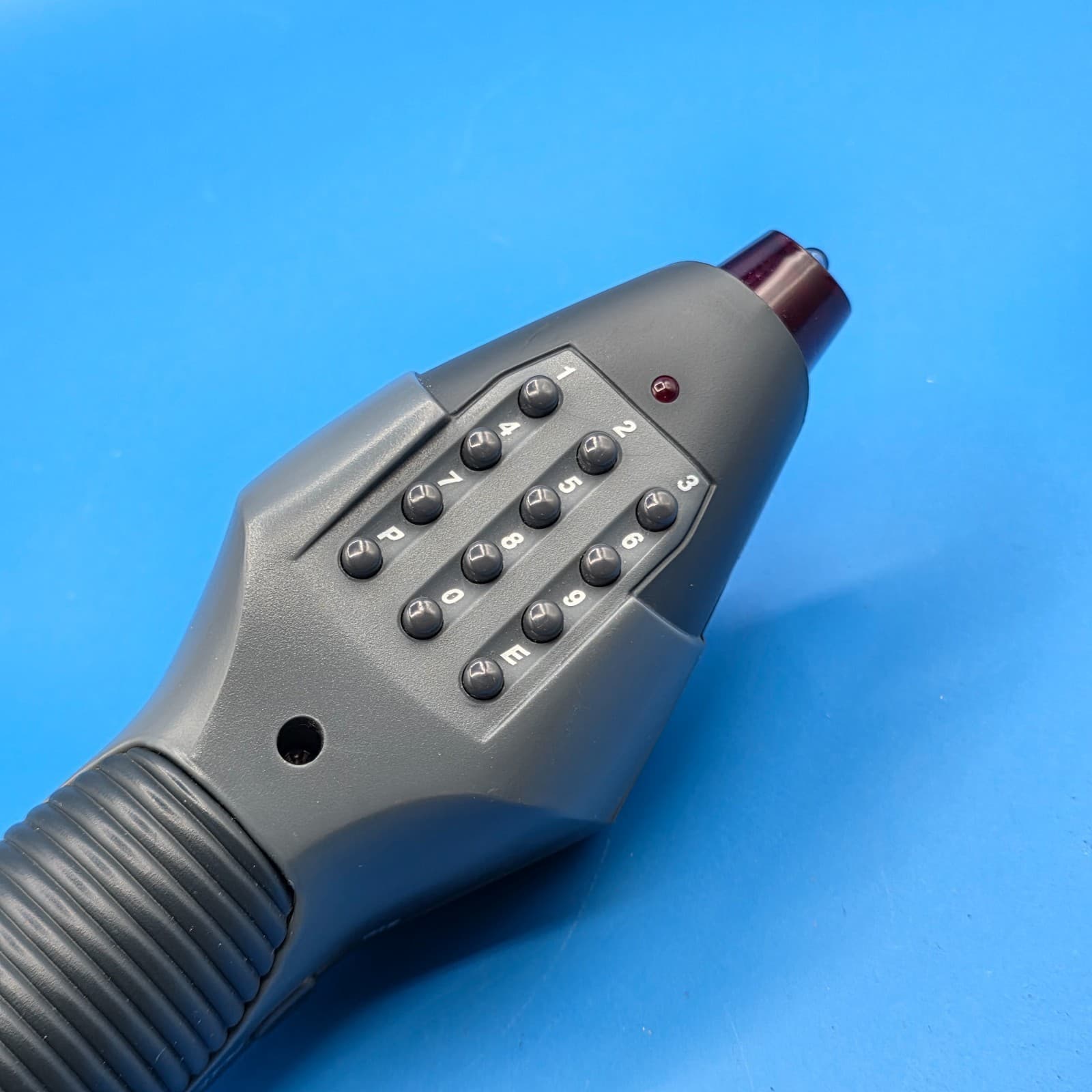 Star Trek The Next Generation Phaser Universal Remote Control 1996 Vintage - Thumbnail 5