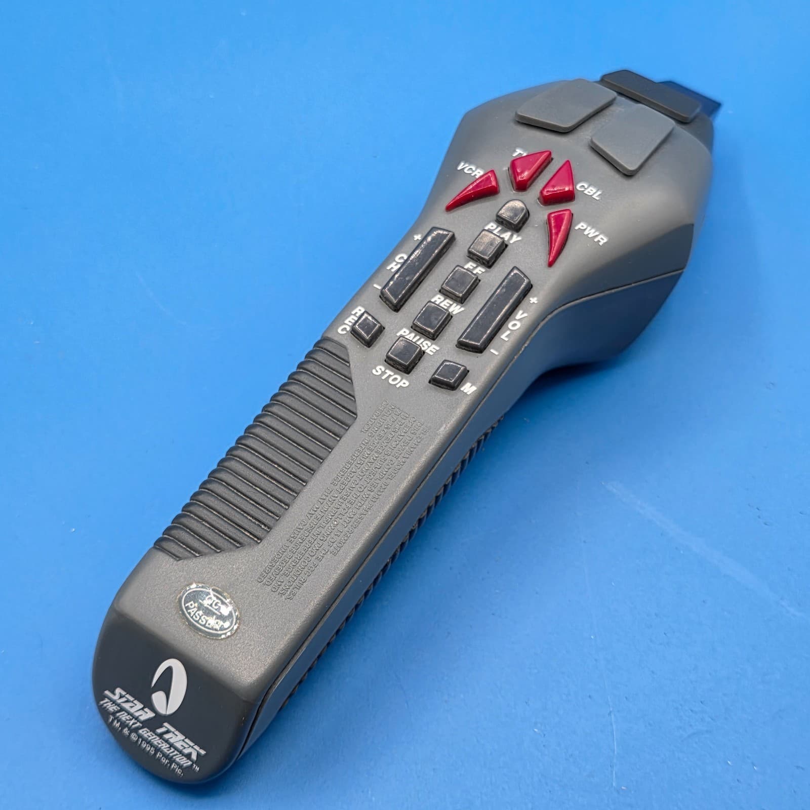 Star Trek The Next Generation Phaser Universal Remote Control 1996 Vintage - Thumbnail 8