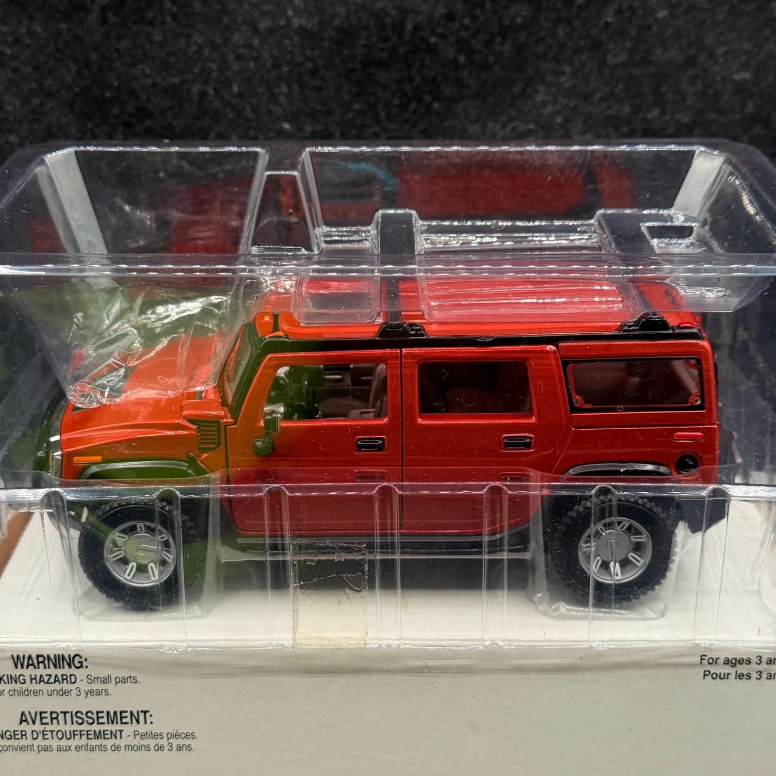 Maisto 2005 Hummer H2 SUV GM Diecast 1:27 Scale New With BOX - Thumbnail 3