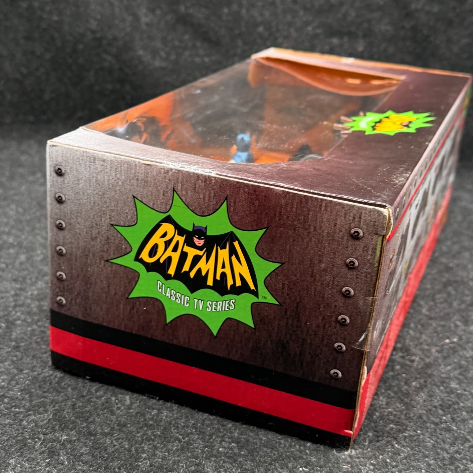 Jada Batman Classic TV Series Batmobile and Batman 1/24 (H) - Thumbnail 7