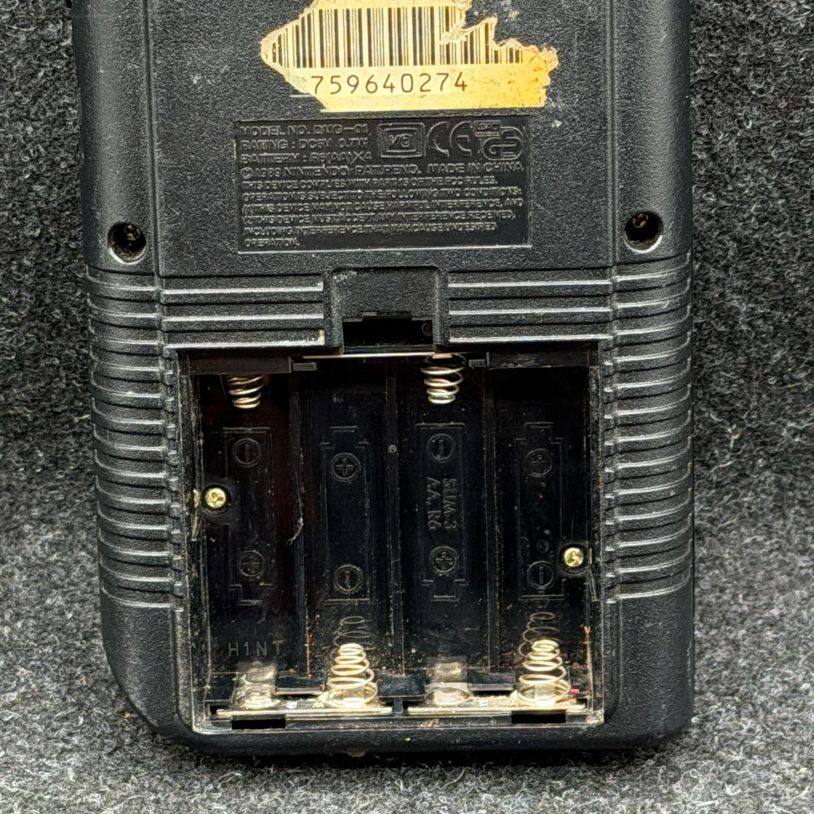 Nintendo GAME BOY Handheld Console DMG-01 Black No Battery Cover - Thumbnail 7