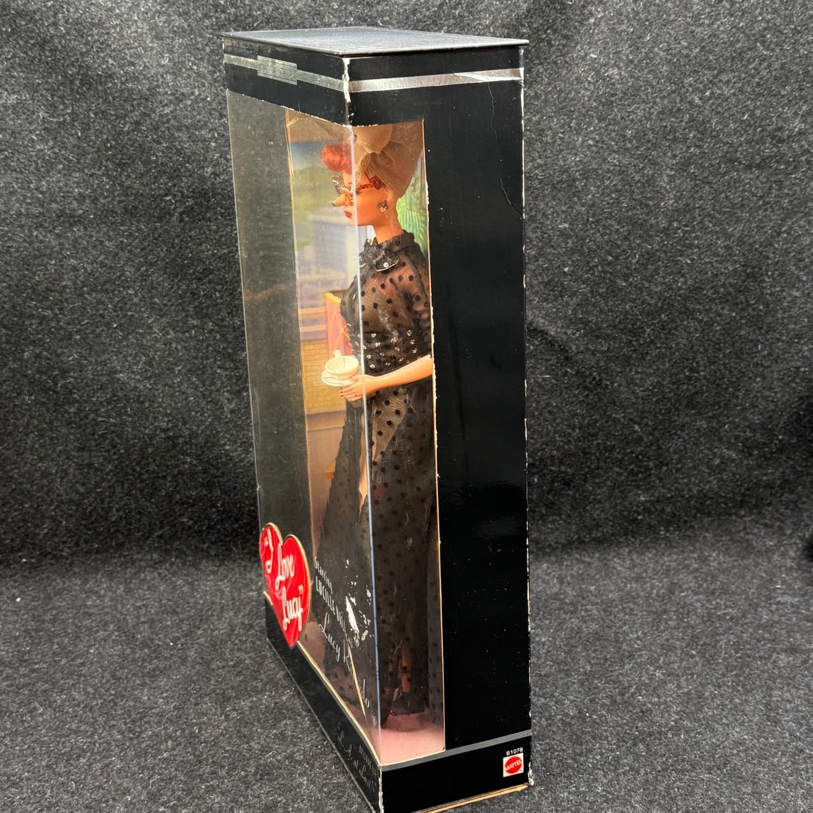 Mattel "I Love Lucy" L.A. At Last Episode 114 Lucille Ball 2002 Collector's Doll - Thumbnail 5