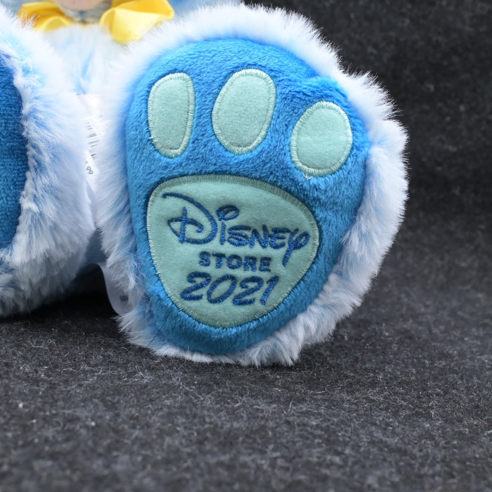 2021 Disney 18" Plush - MICKEY MOUSE EASTER BUNNY Blue - Thumbnail 3