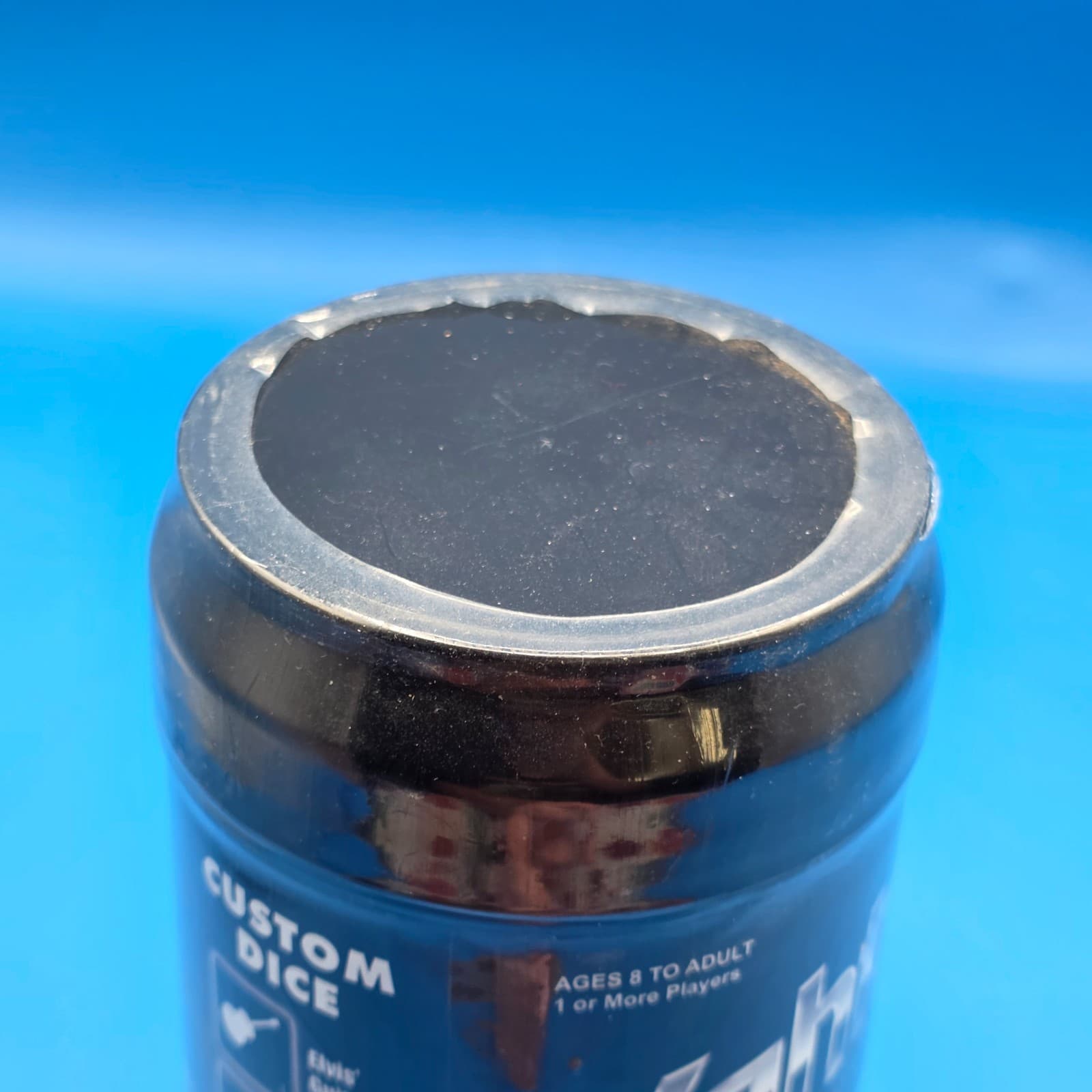 NEW Yahtzee Elvis Presley Shake Rattle and Roll Special Edition in Plastic Can - Thumbnail 4