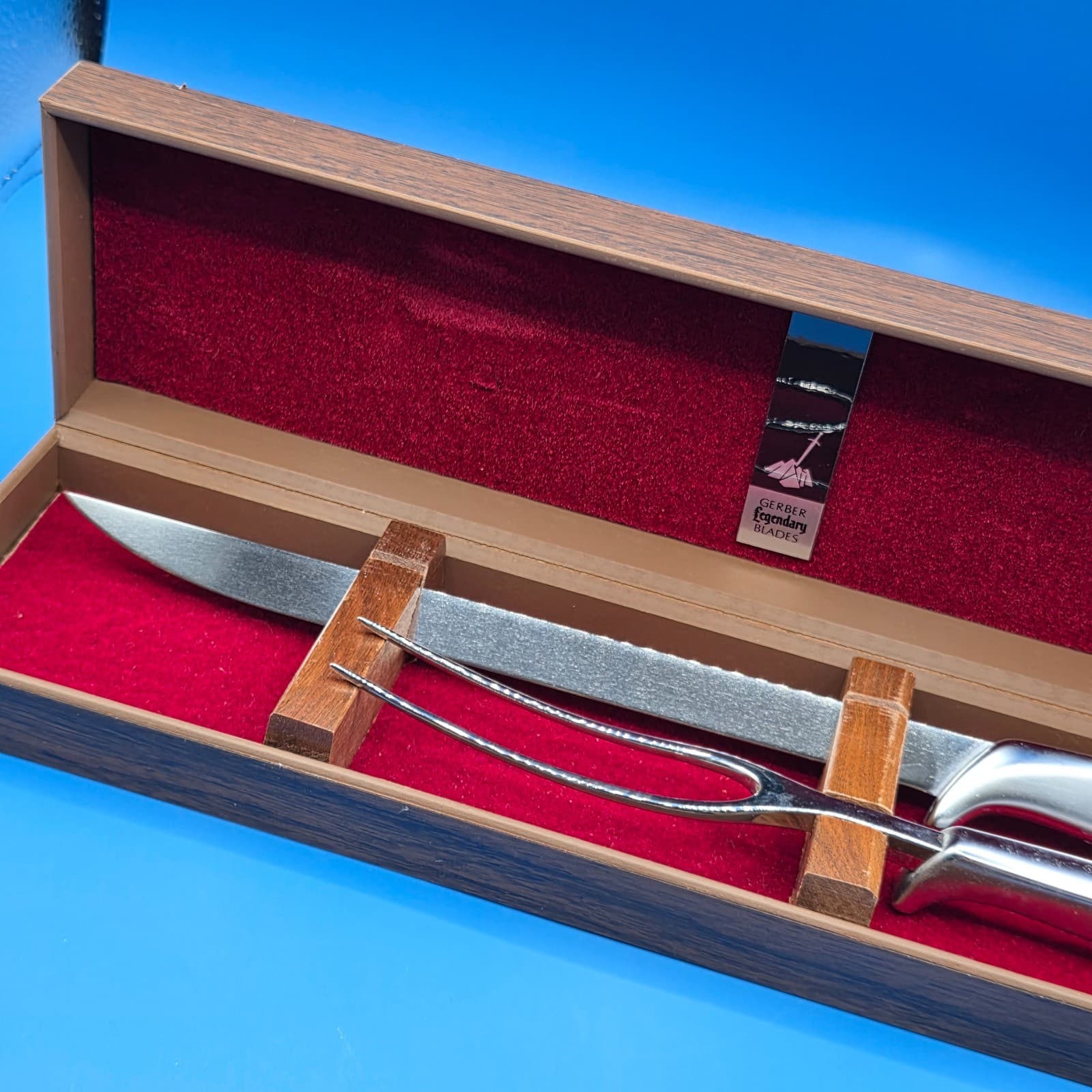 GERBER LEGENDARY BLADES CARVING SET Snickersnee Knife & Ron Fork Walnut Box - Thumbnail 3