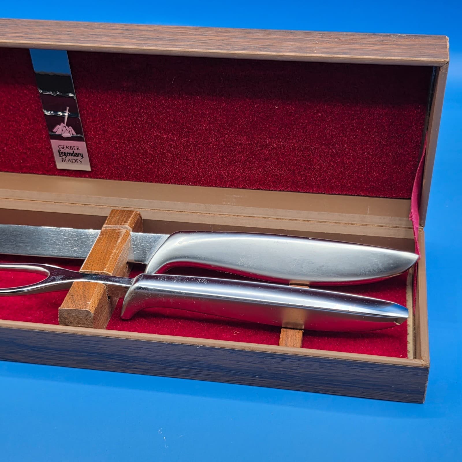 GERBER LEGENDARY BLADES CARVING SET Snickersnee Knife & Ron Fork Walnut Box - Thumbnail 2