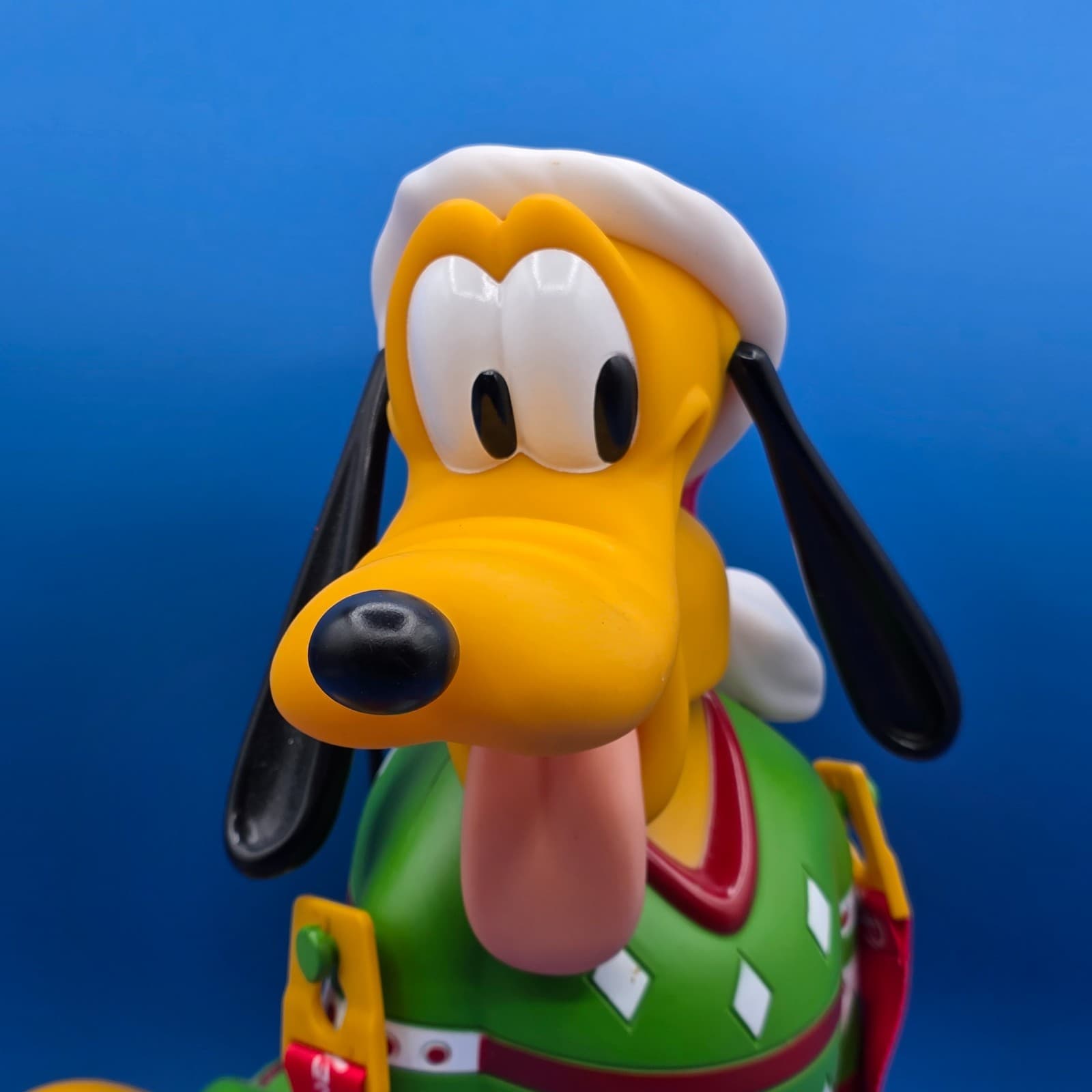 Disneyland Disney Pluto Christmas Popcorn Holder Bucket Park Exclusive W/Lanyard - Thumbnail 11