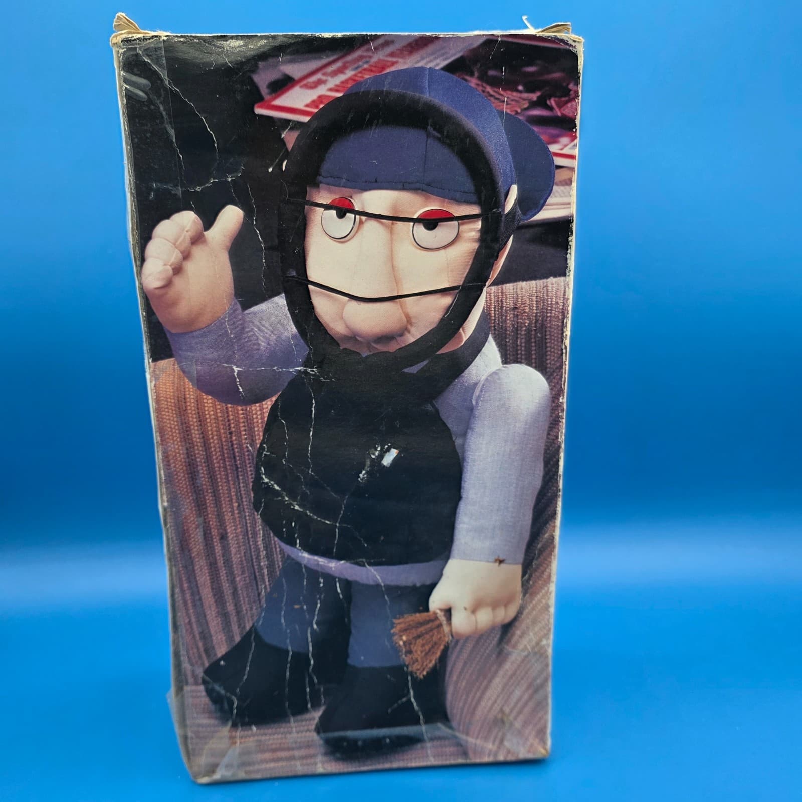 Vintage 1989 Revenge on the Umpire Tear-Apart Baseball Ump Stress Doll in Box - Thumbnail 7