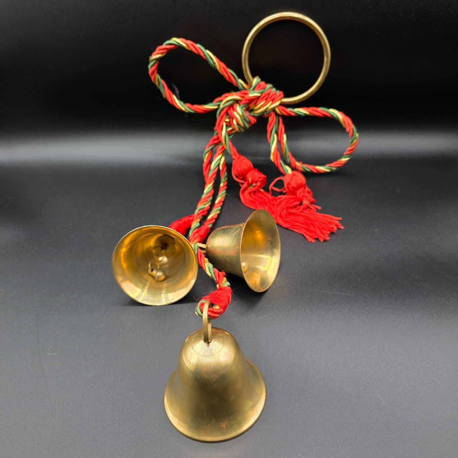House of Lloyd Christmas Around the World Holiday Bells Door Hanger 1997 #542345 - Thumbnail 3