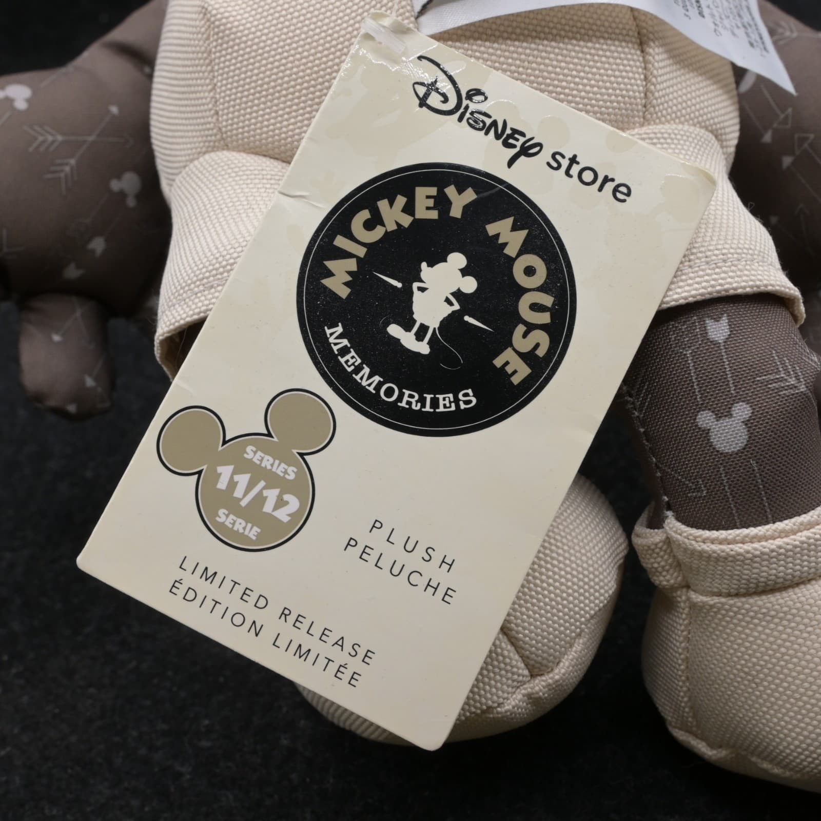 Disney Mickey Mouse Memories Limited Edition Plush November Series 11 of 12. NWT - Thumbnail 8