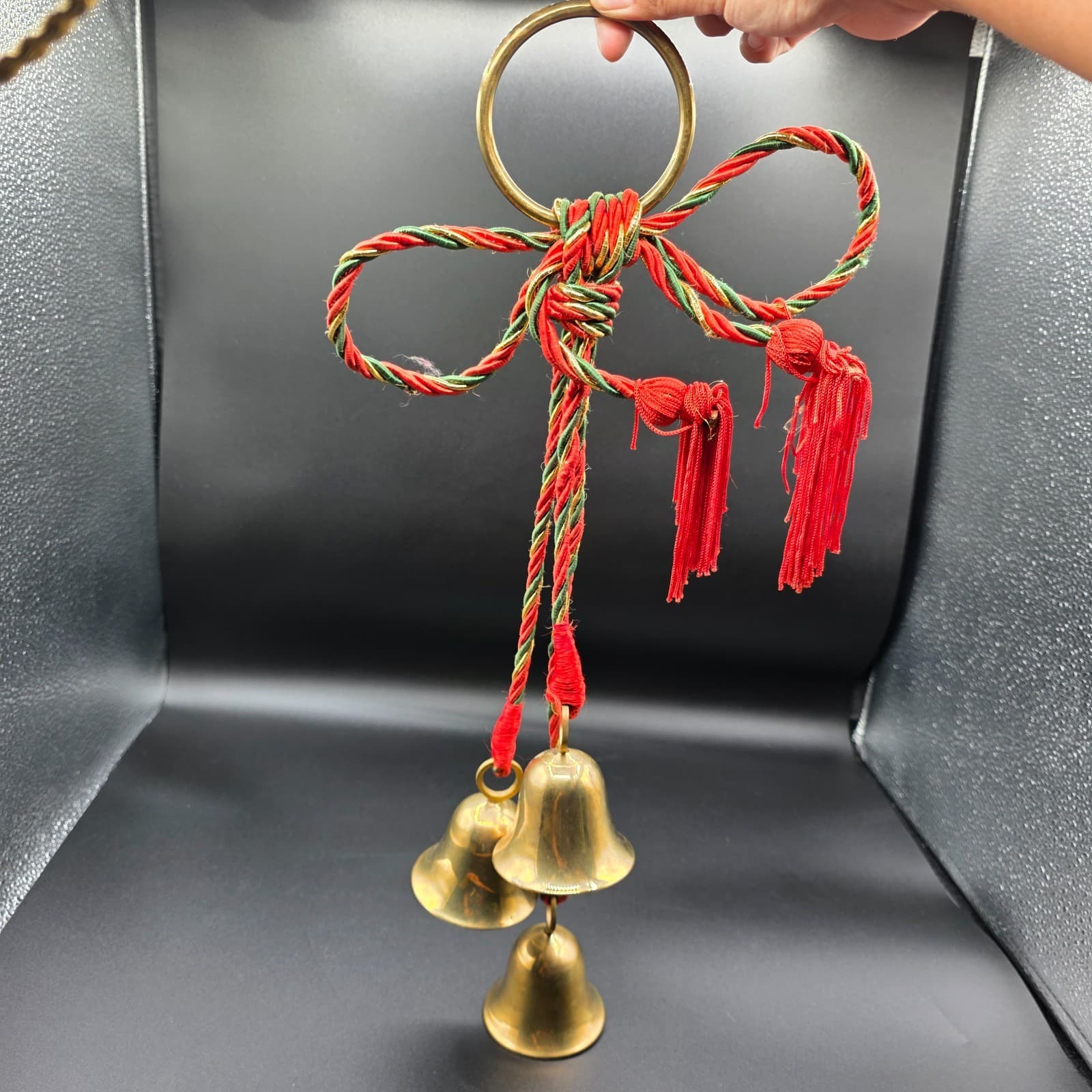 House of Lloyd Christmas Around the World Holiday Bells Door Hanger 1997 #542345 - Thumbnail 4